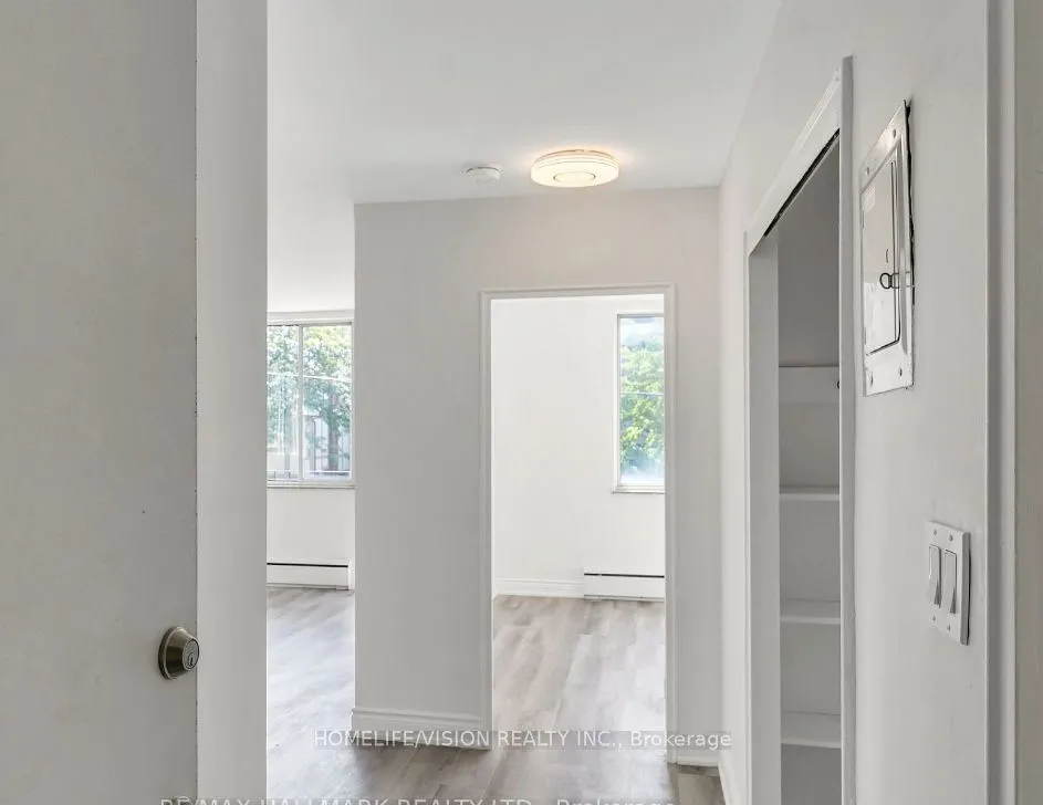 18 Kenrae Road #12