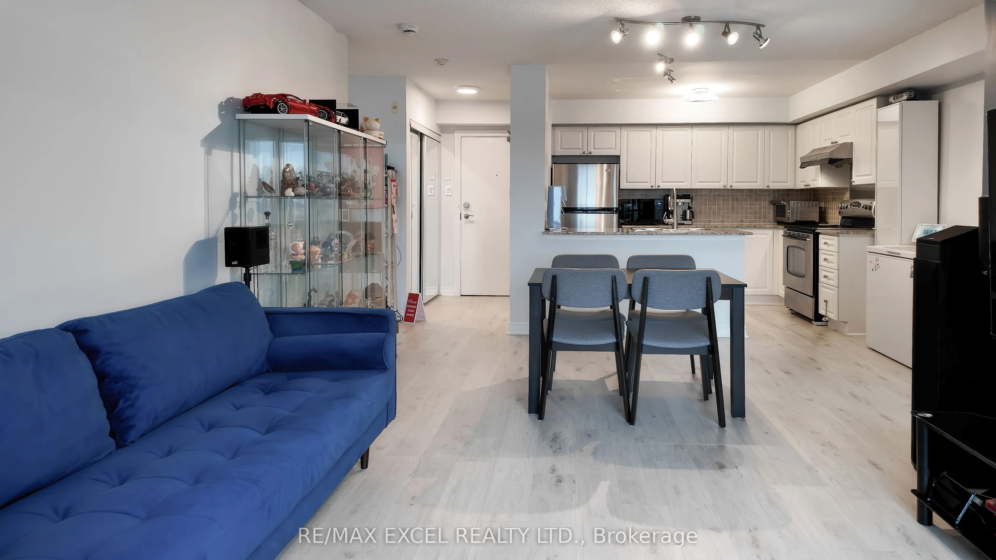 920 Sheppard Avenue W #711