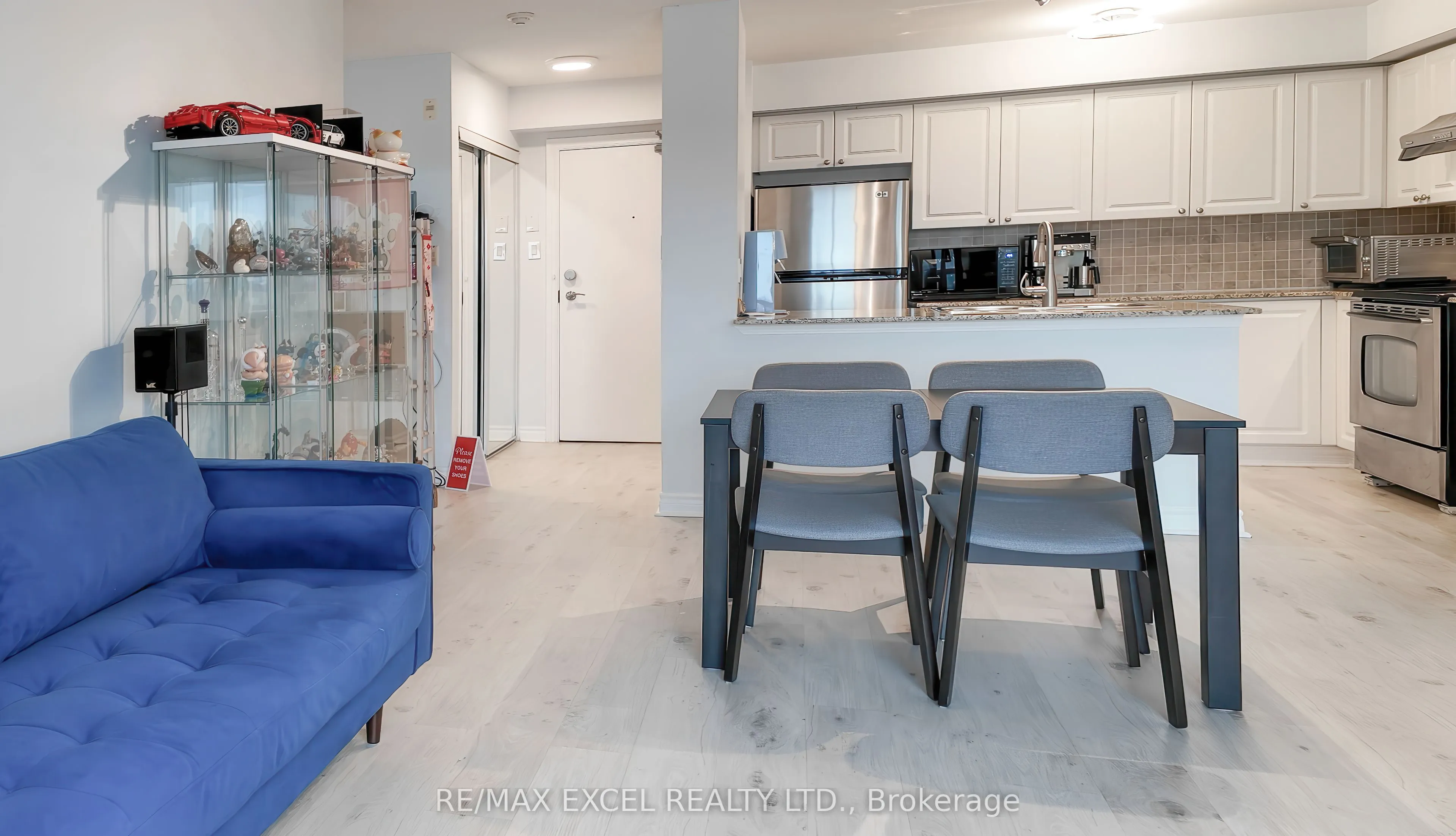 920 Sheppard Avenue W #711