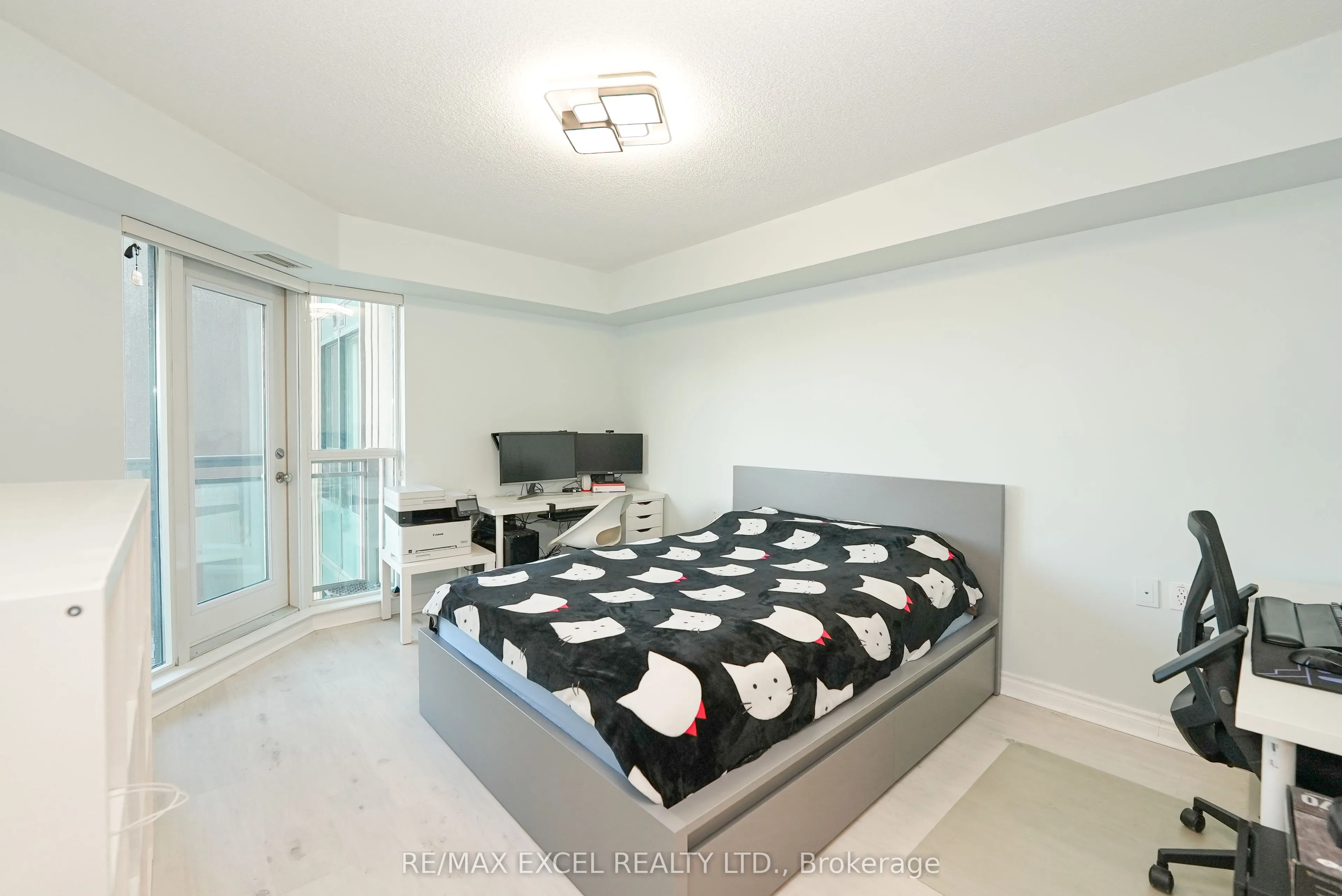 920 Sheppard Avenue W #711