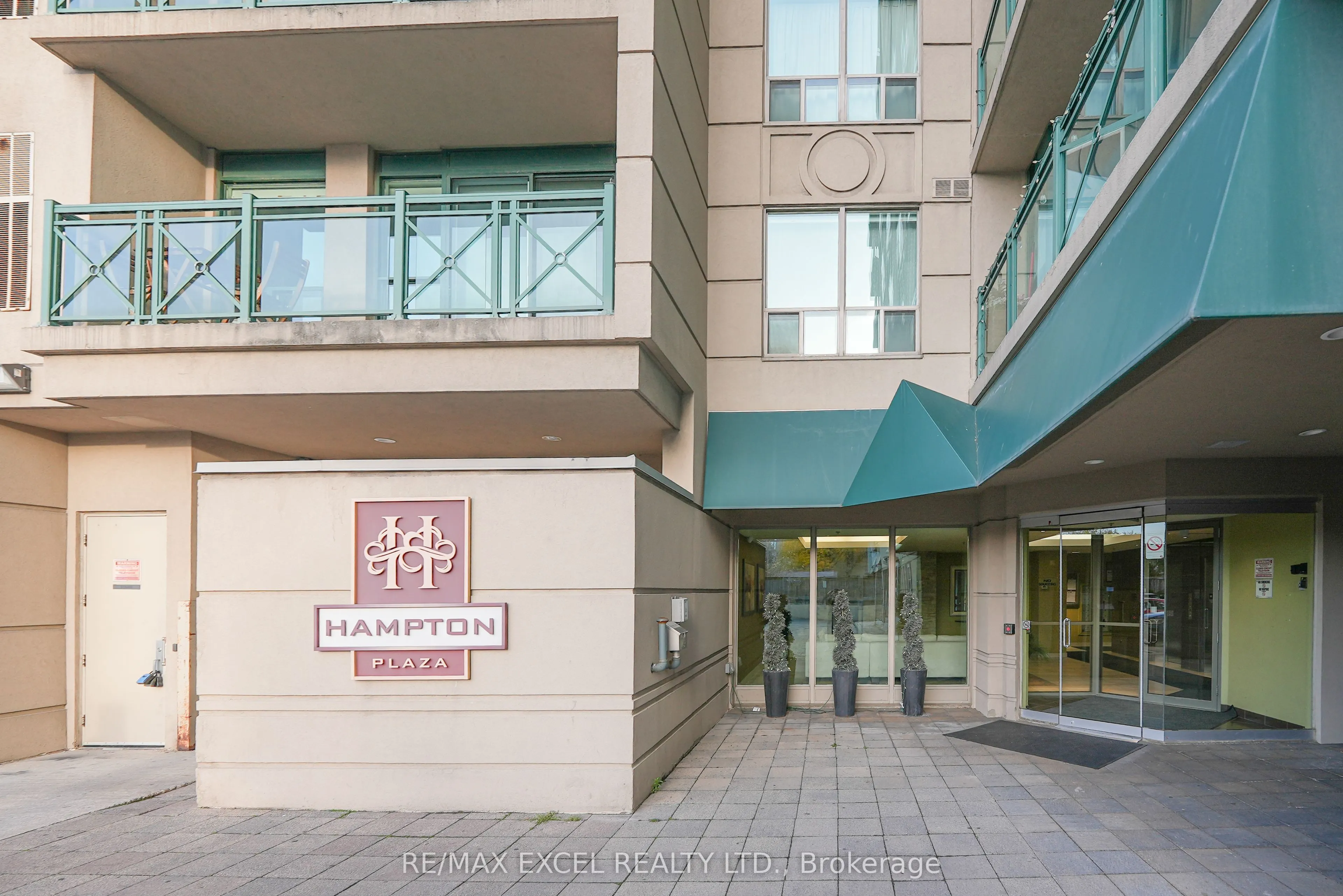920 Sheppard Avenue W #711