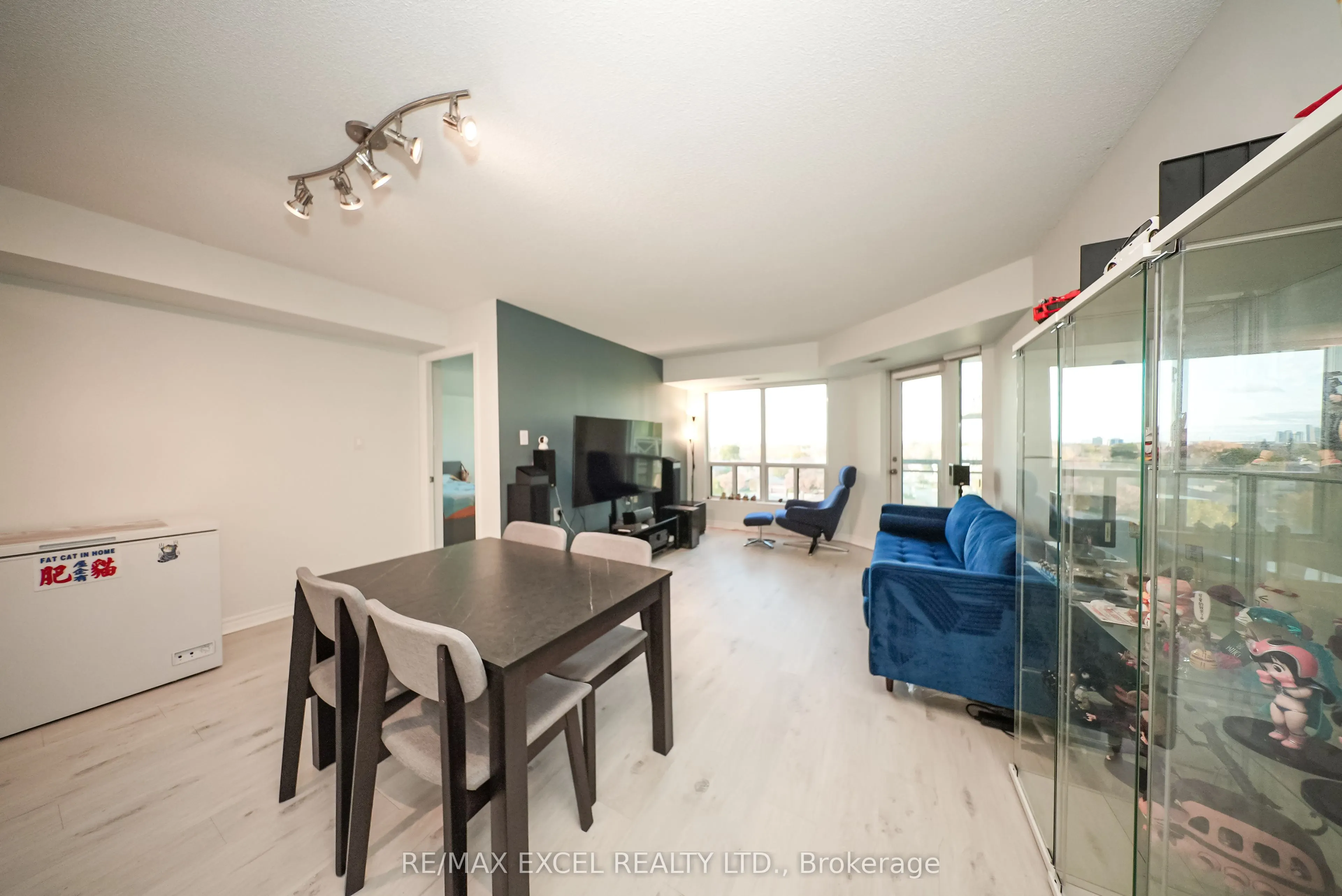 920 Sheppard Avenue W #711