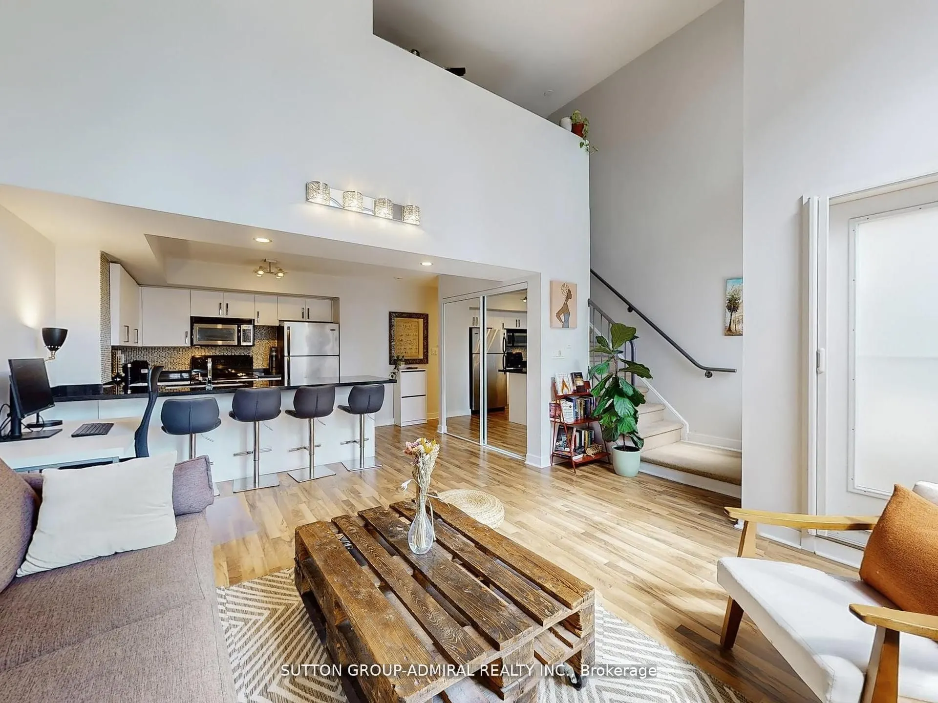 21 Earl Street #314