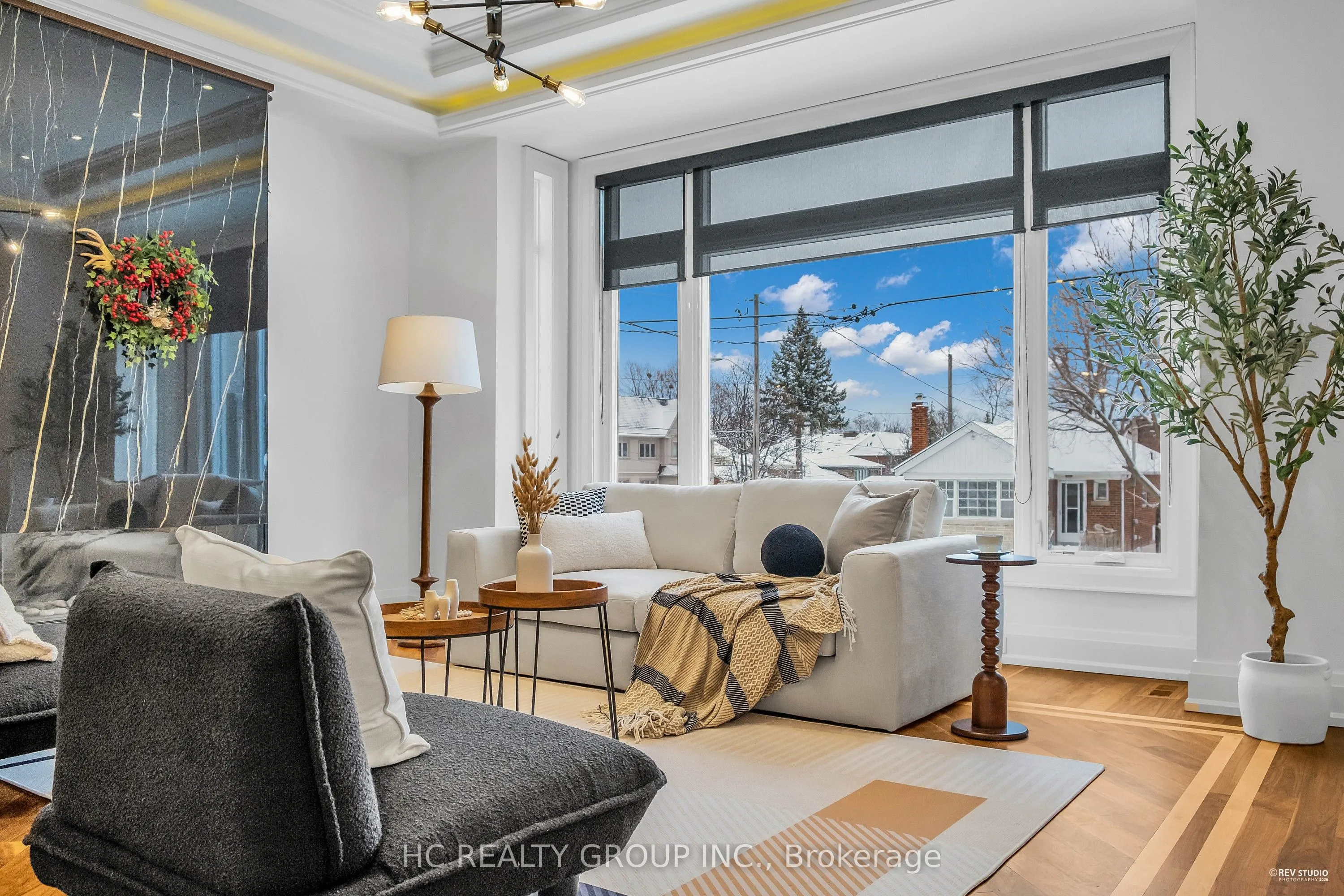 92 Glen Rush Boulevard