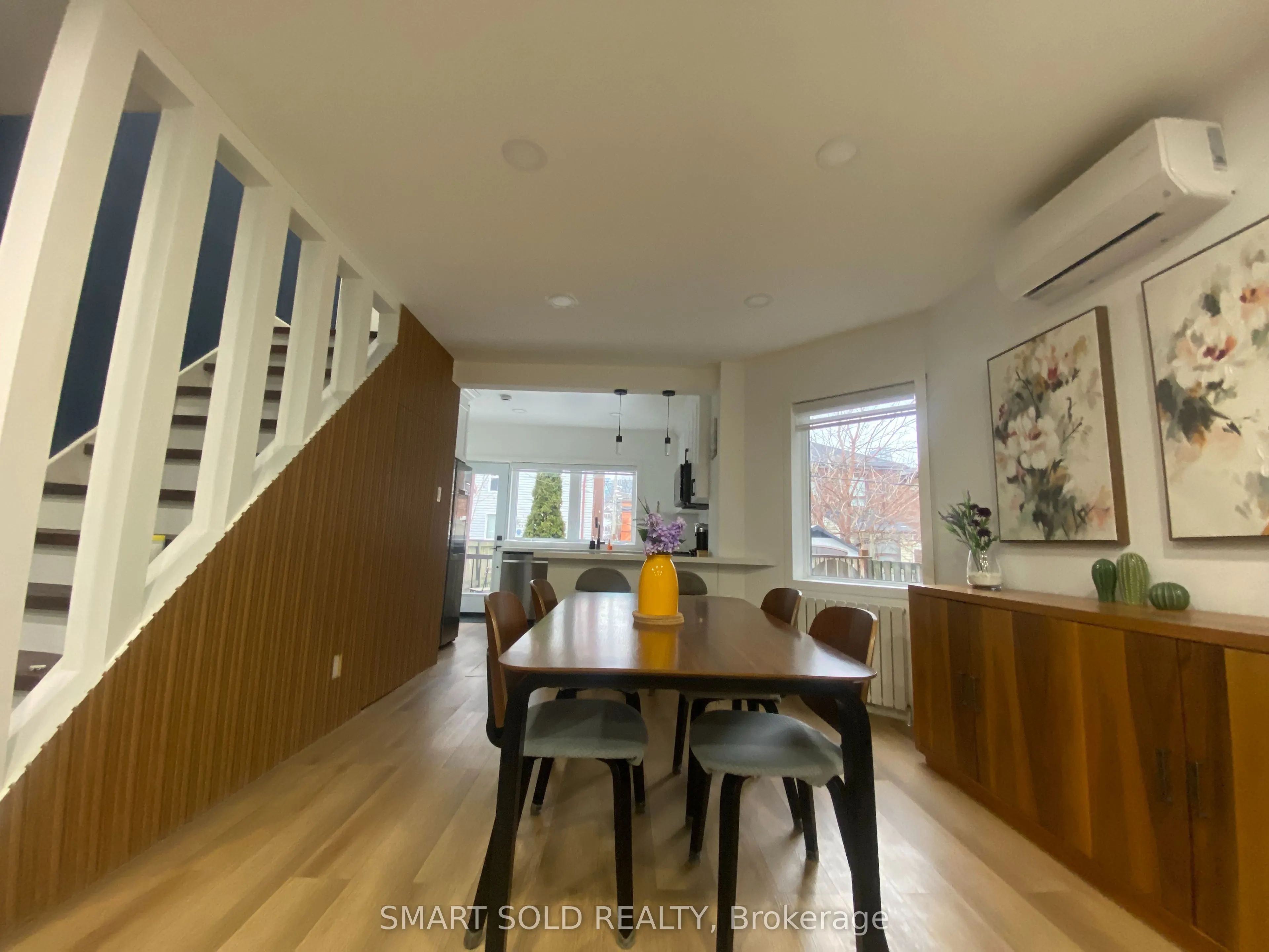 42 Arnold Avenue