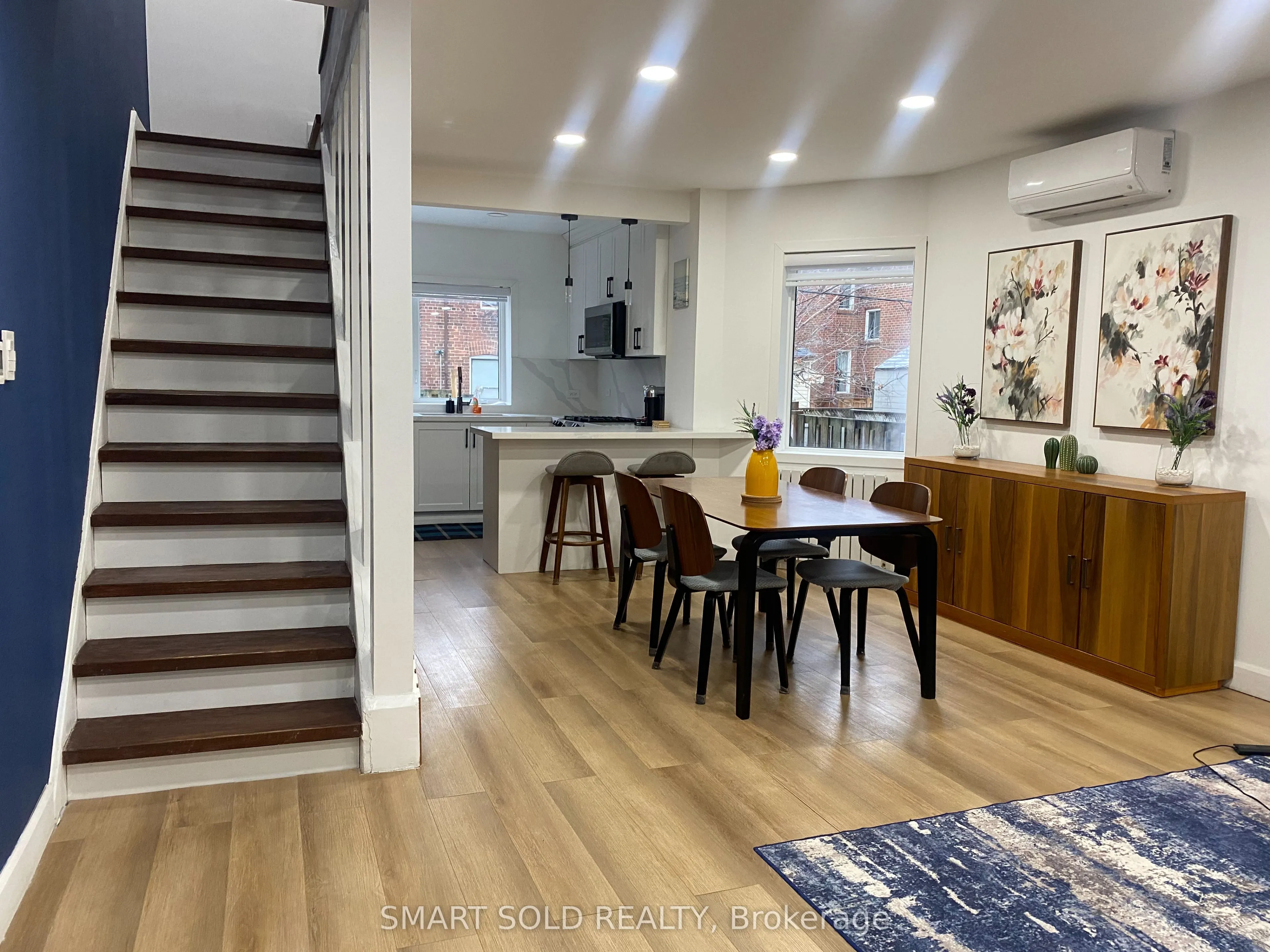 42 Arnold Avenue