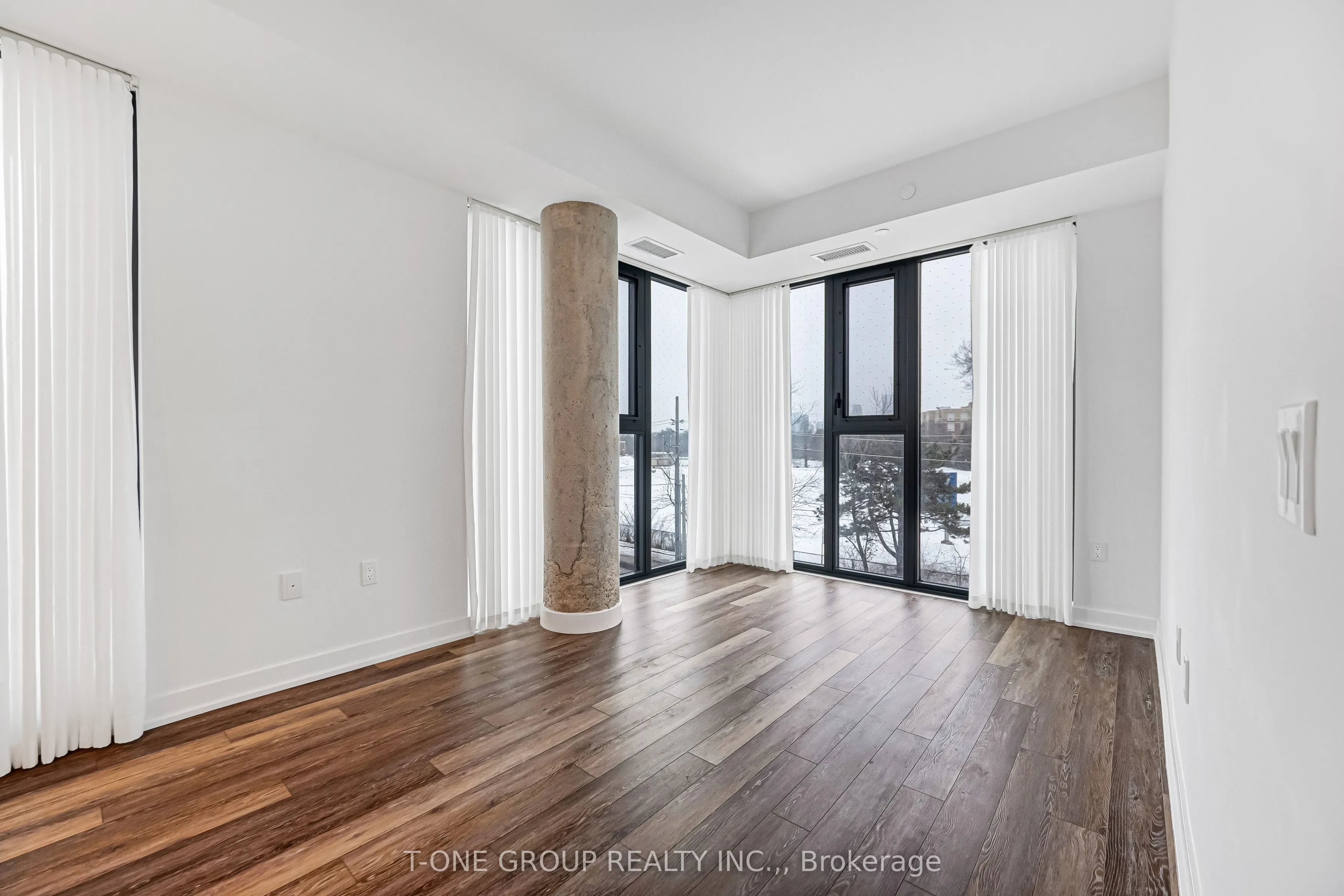 250 Lawrence Avenue W #309