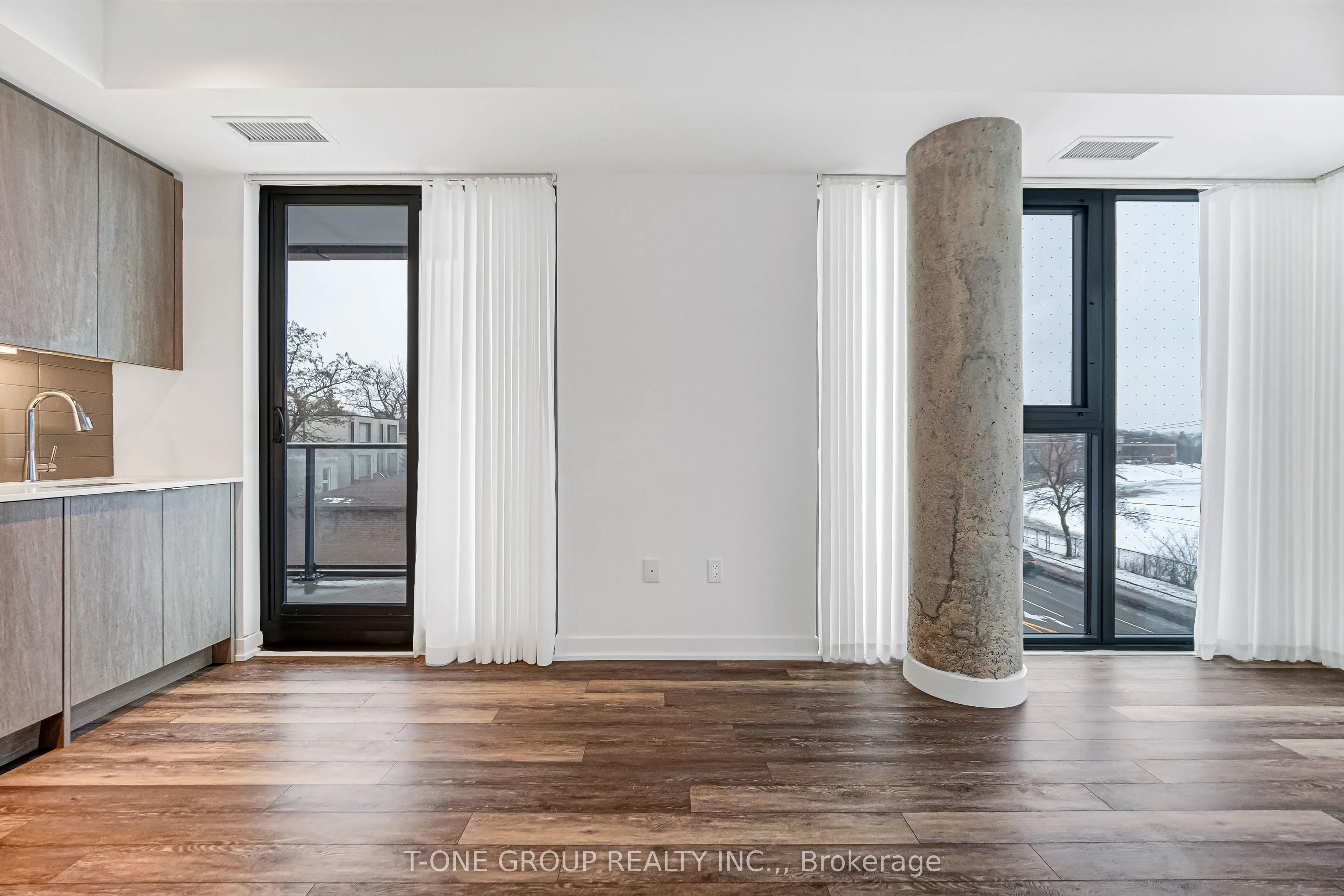 250 Lawrence Avenue W #309