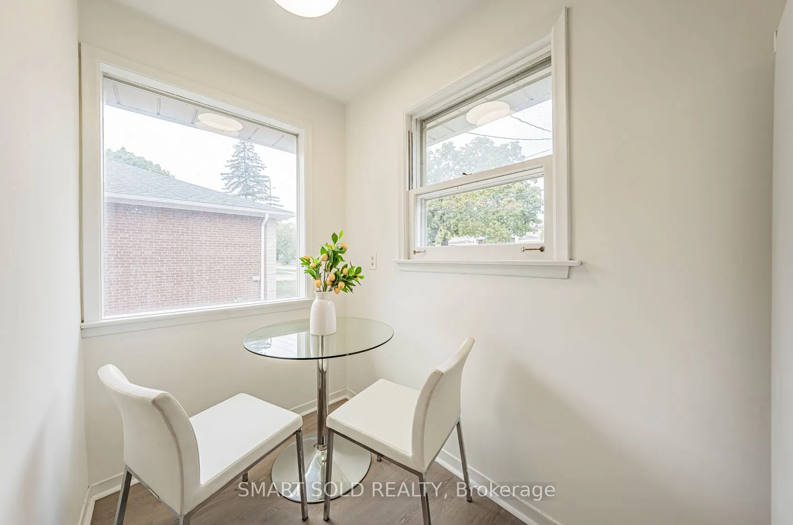 81 Maxome Avenue