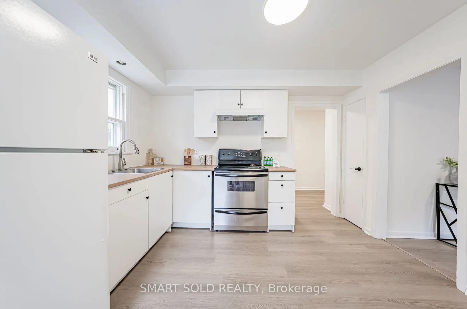 81 Maxome Avenue
