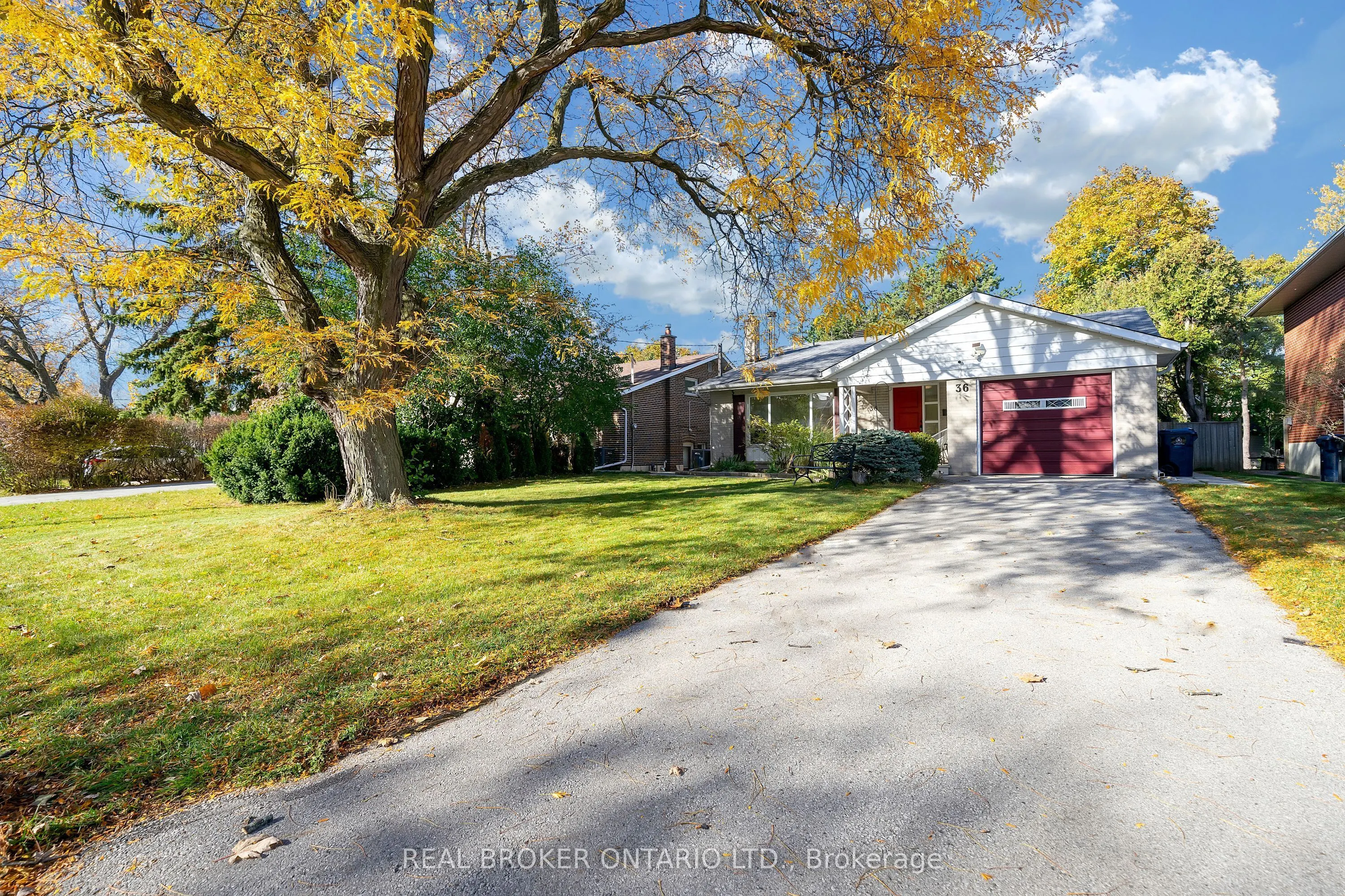36 Marthclare Avenue
