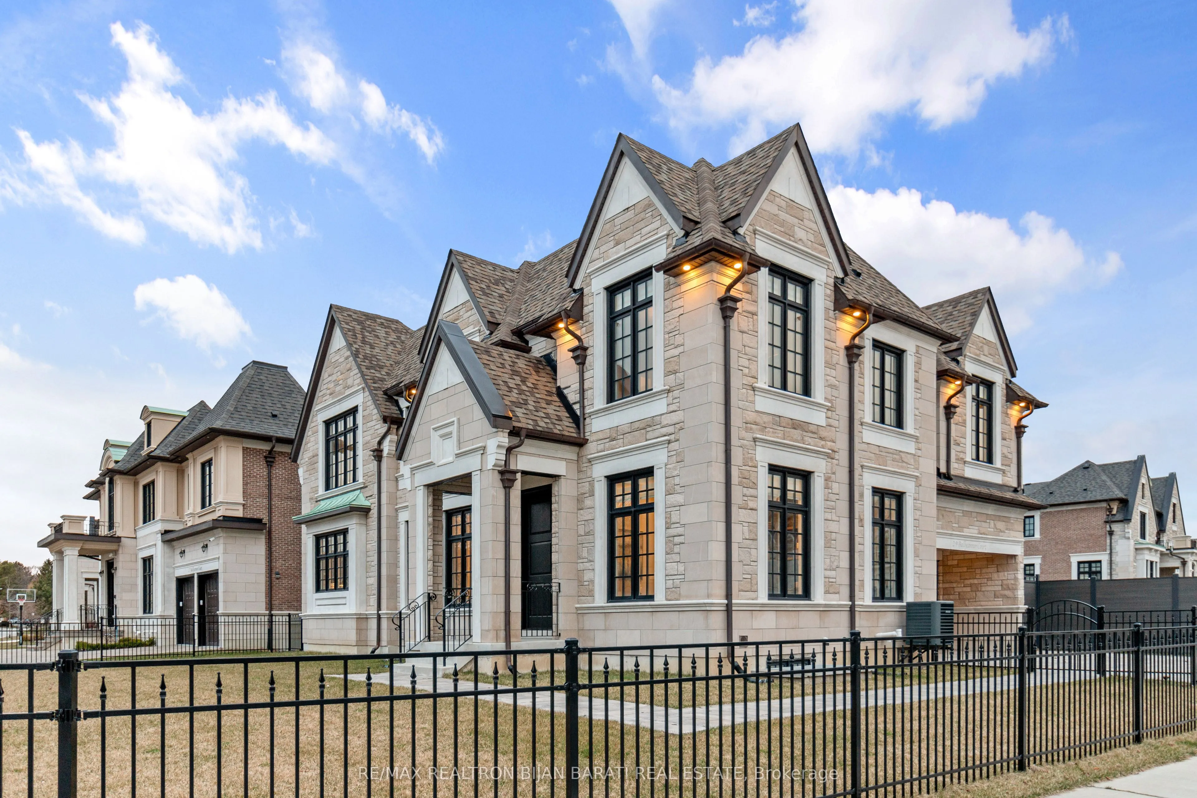 29 Ballyconnor Court