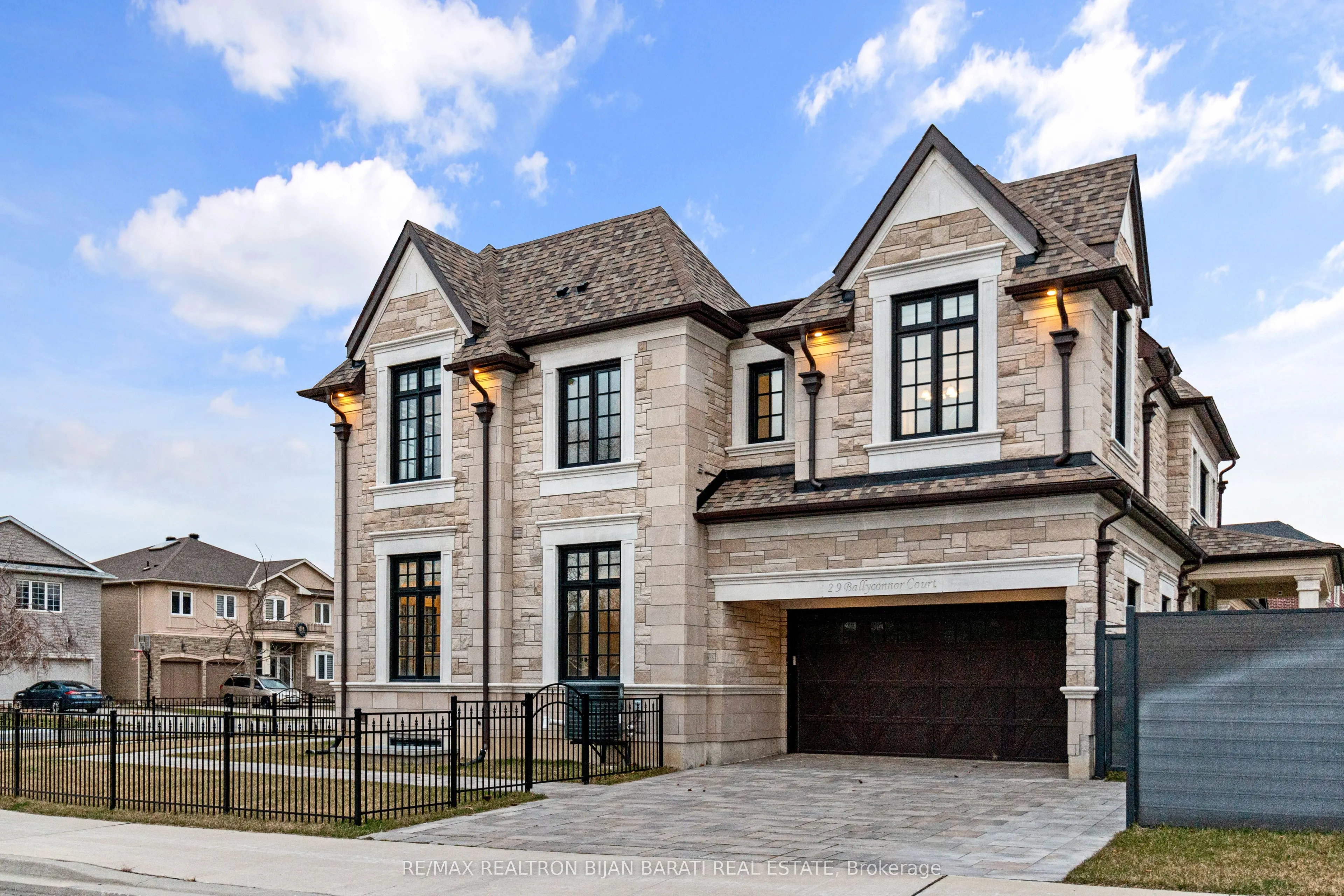 29 Ballyconnor Court