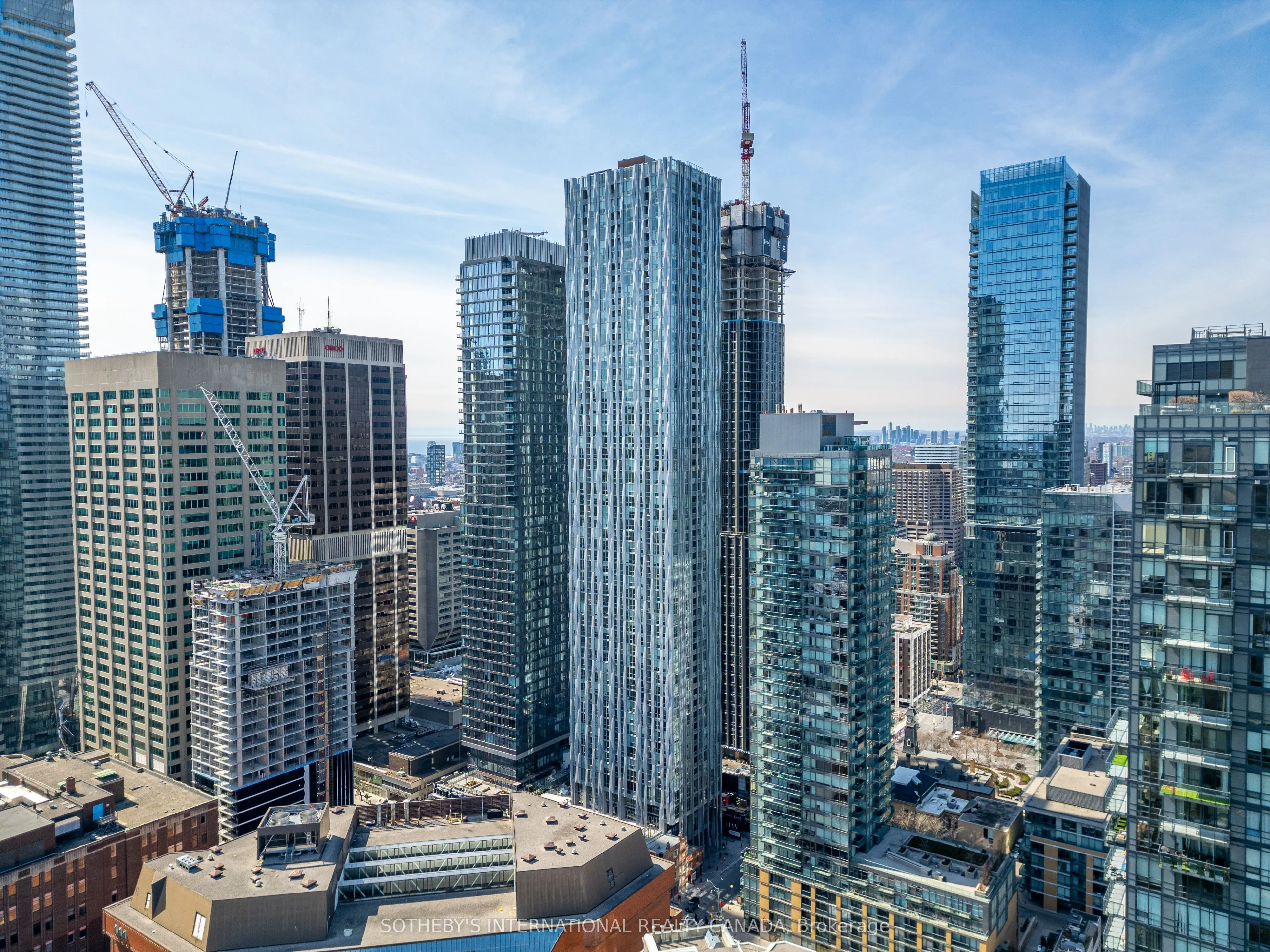 1 Yorkville Avenue #5405