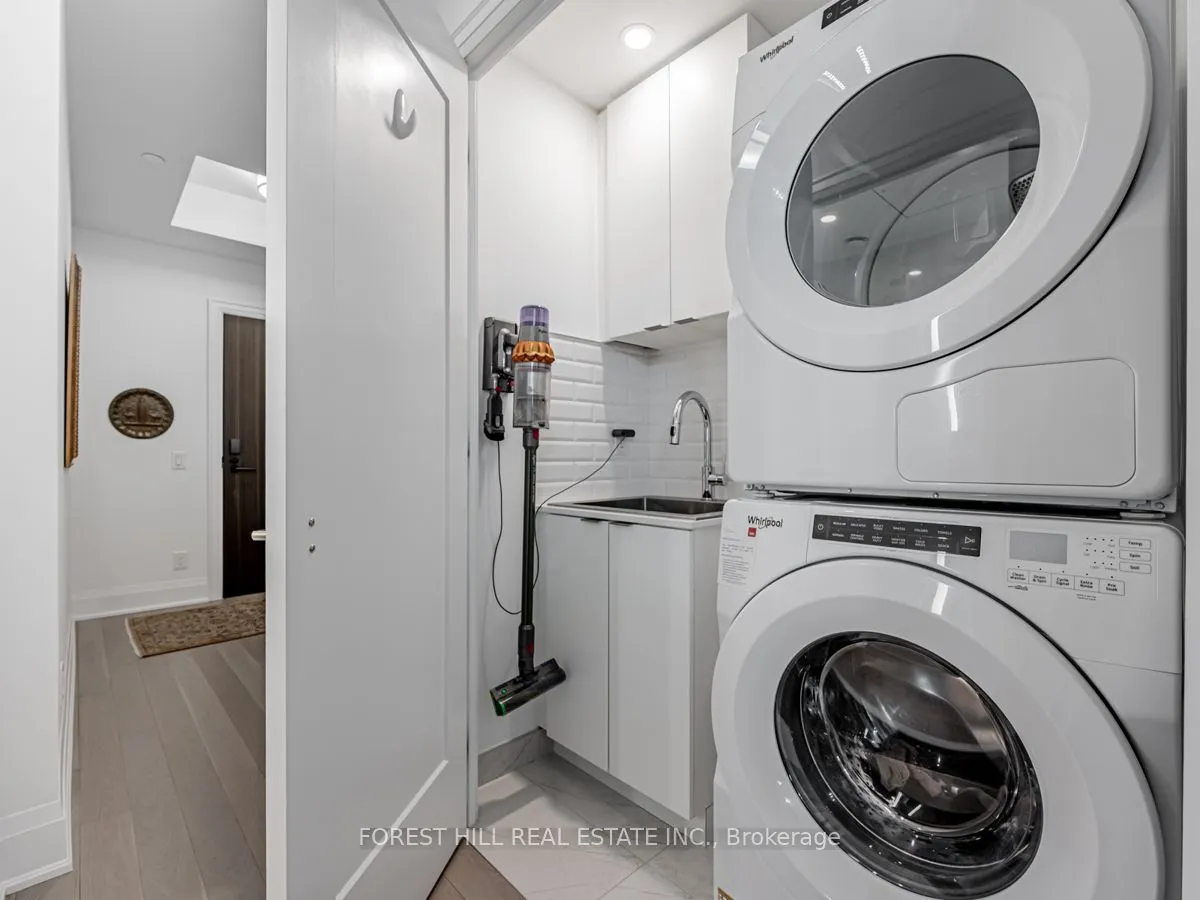 280 Howland Avenue #201
