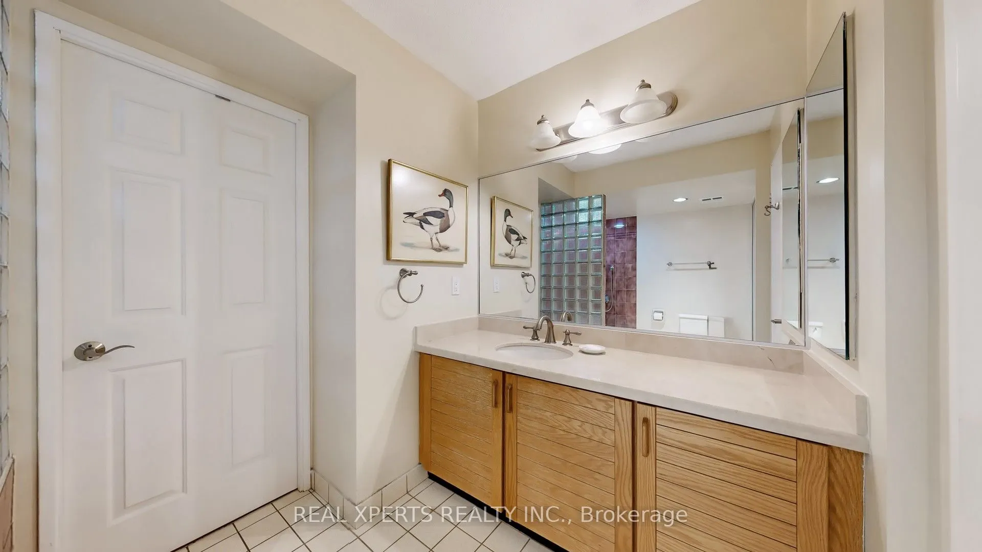 5444 Yonge Street #1609