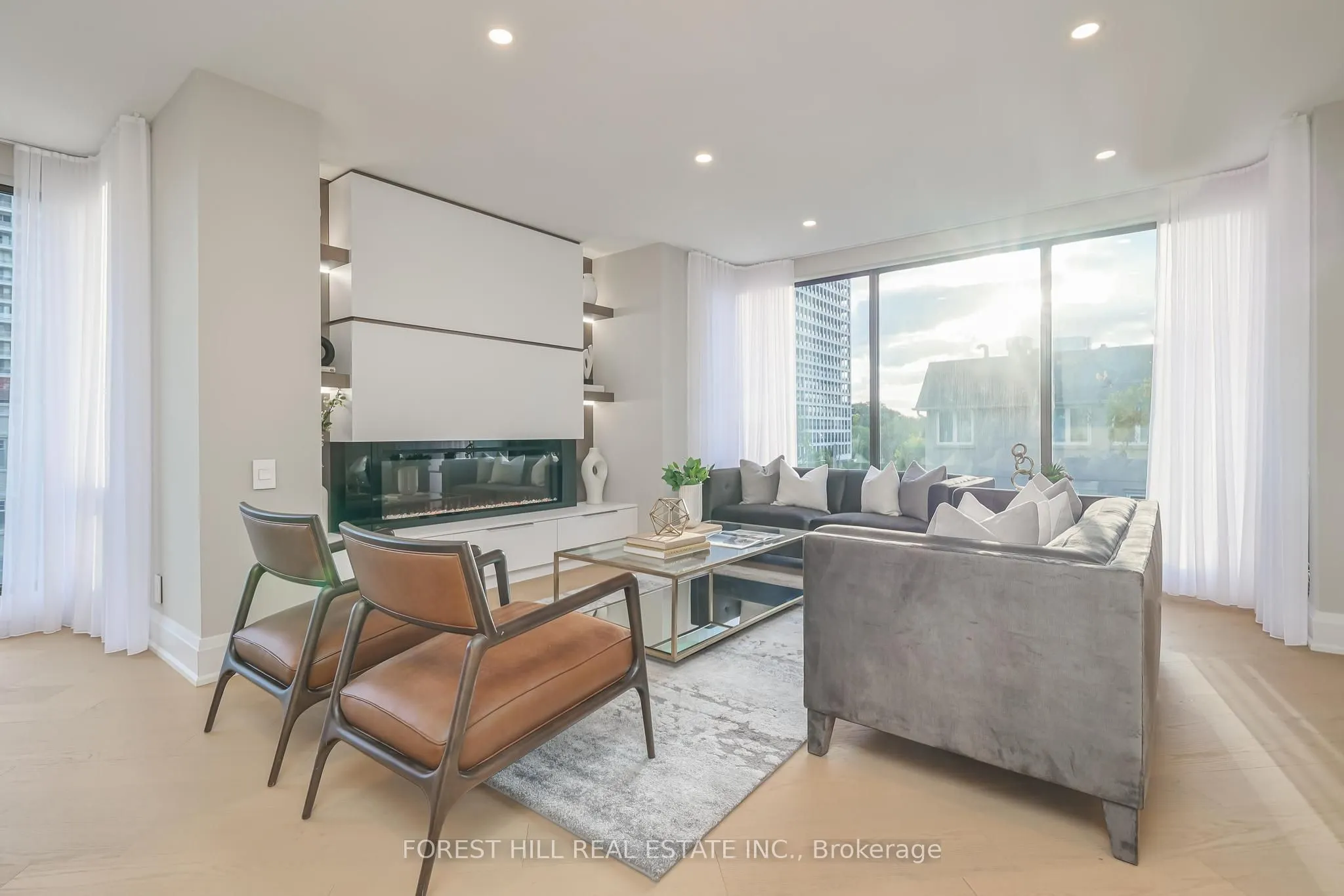 342 Spadina Road #301