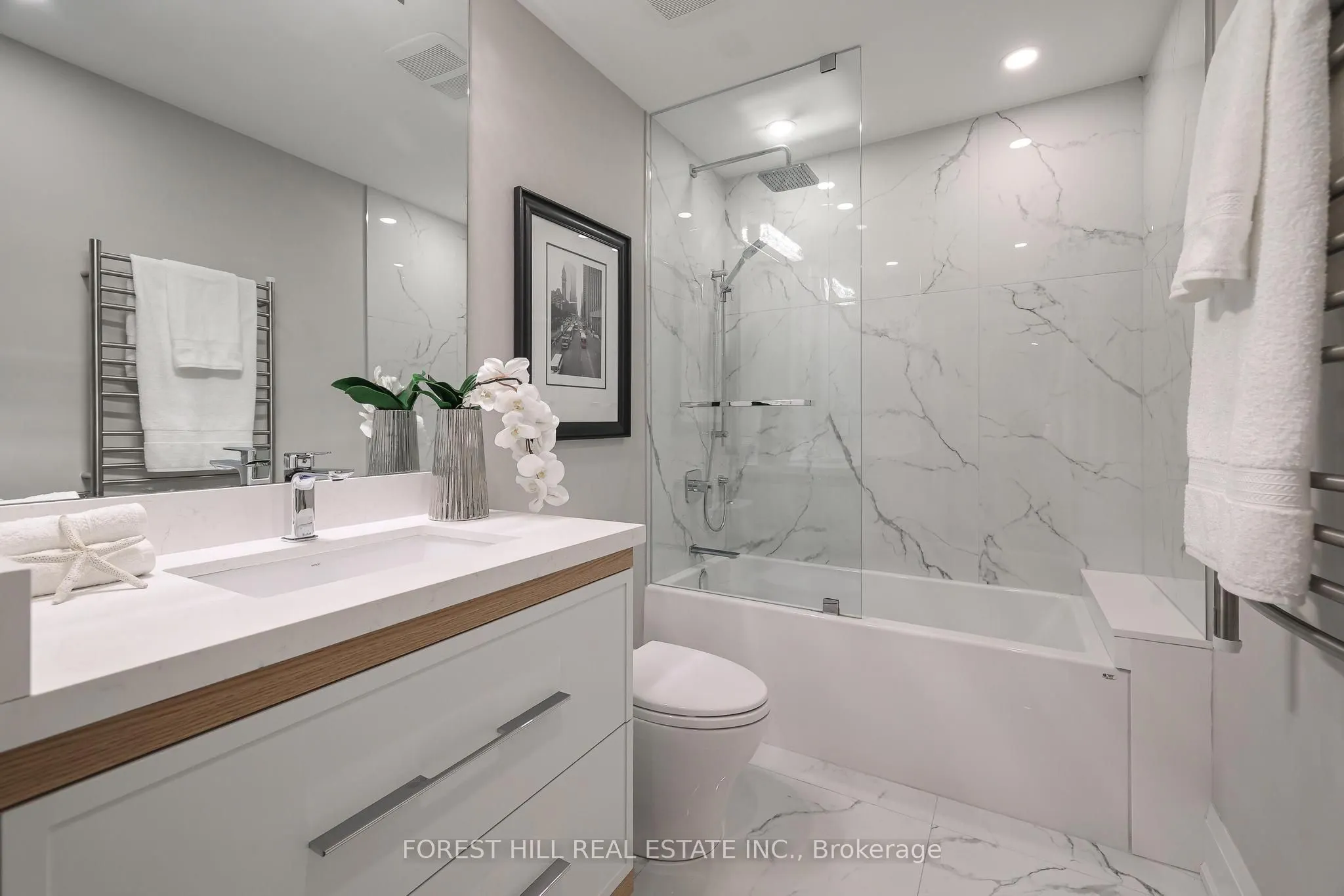 342 Spadina Road #301