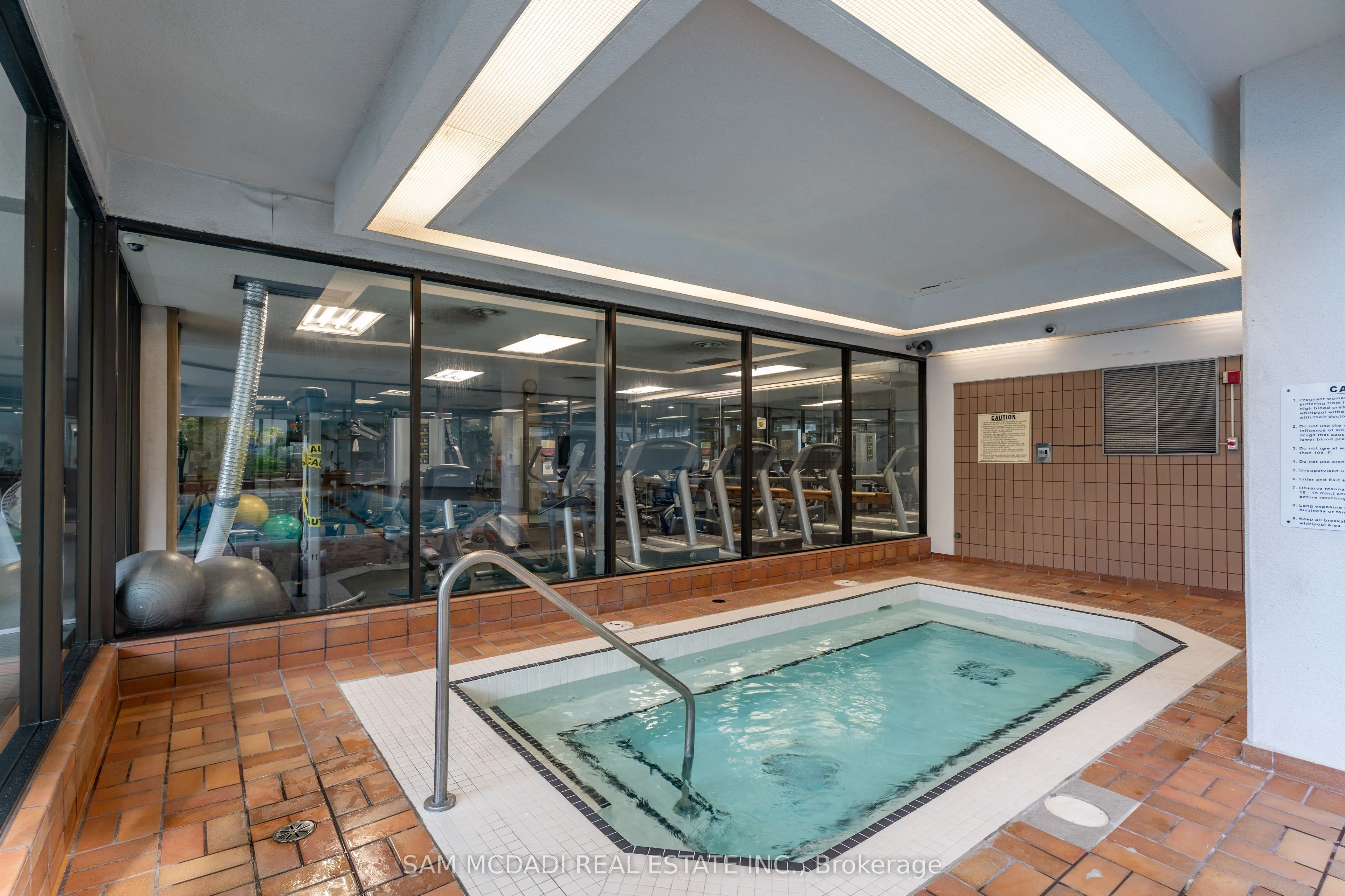 5444 Yonge Street #304