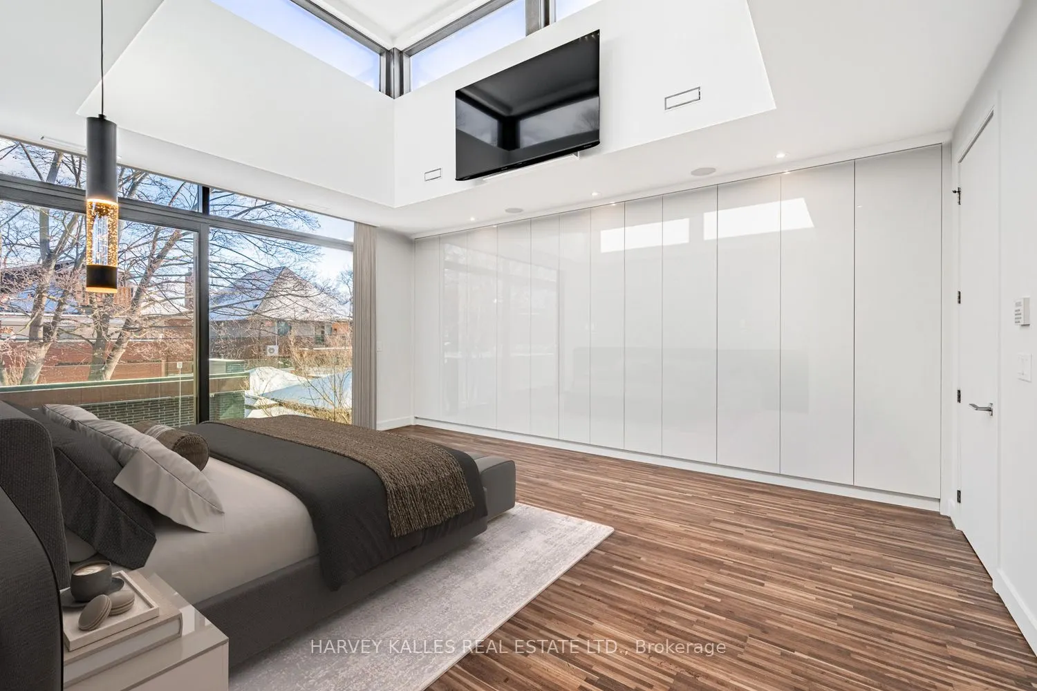 5 Braemar Avenue