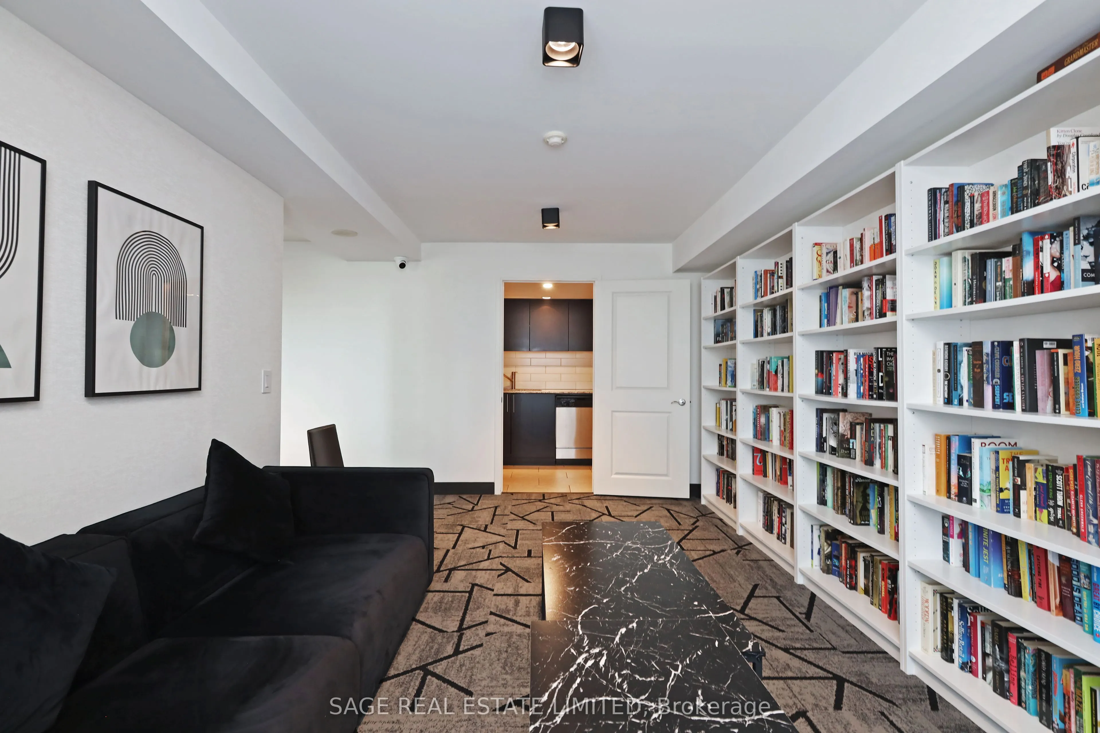88 Broadway Avenue #1301