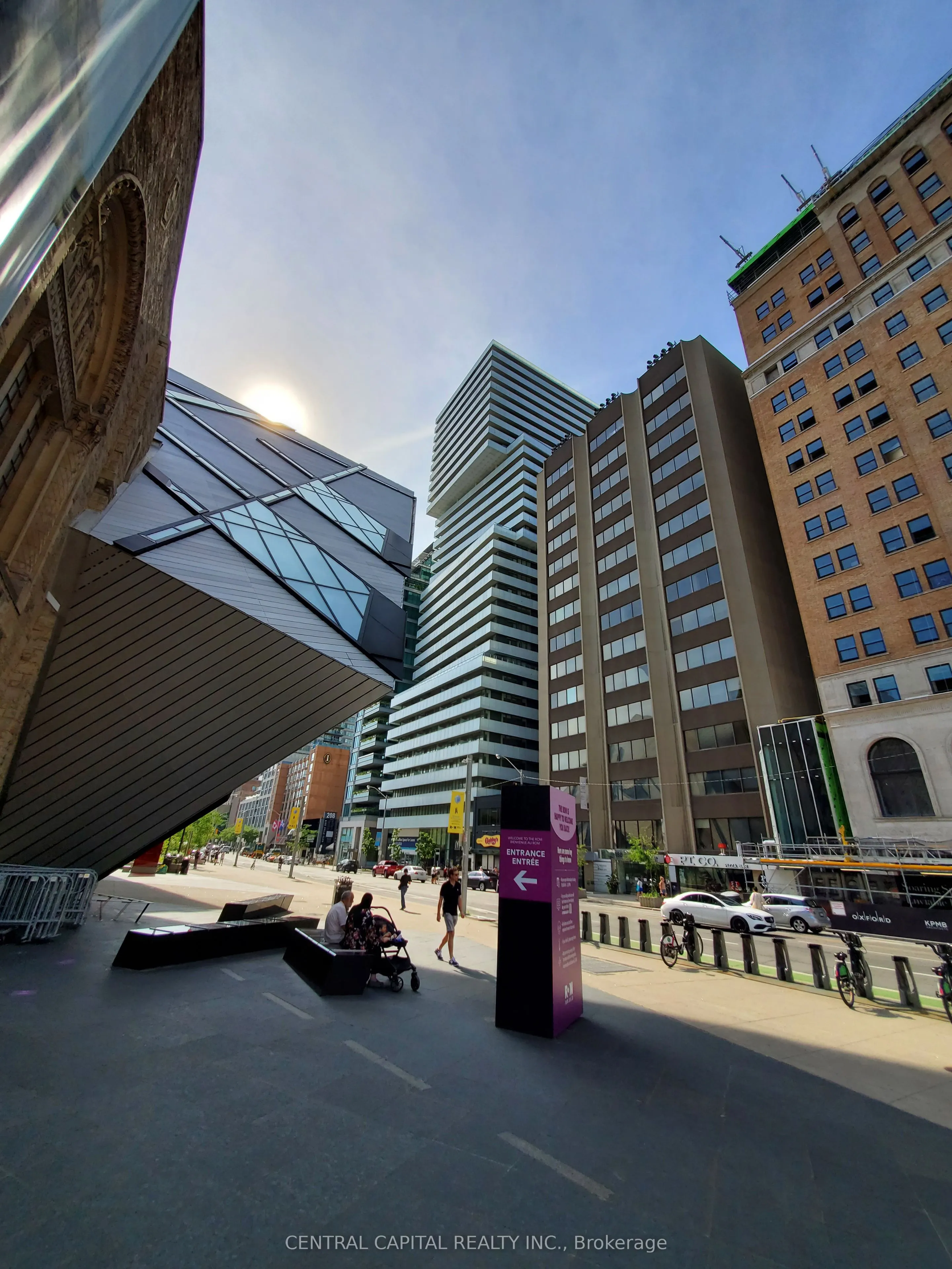200 Bloor Street W #1501