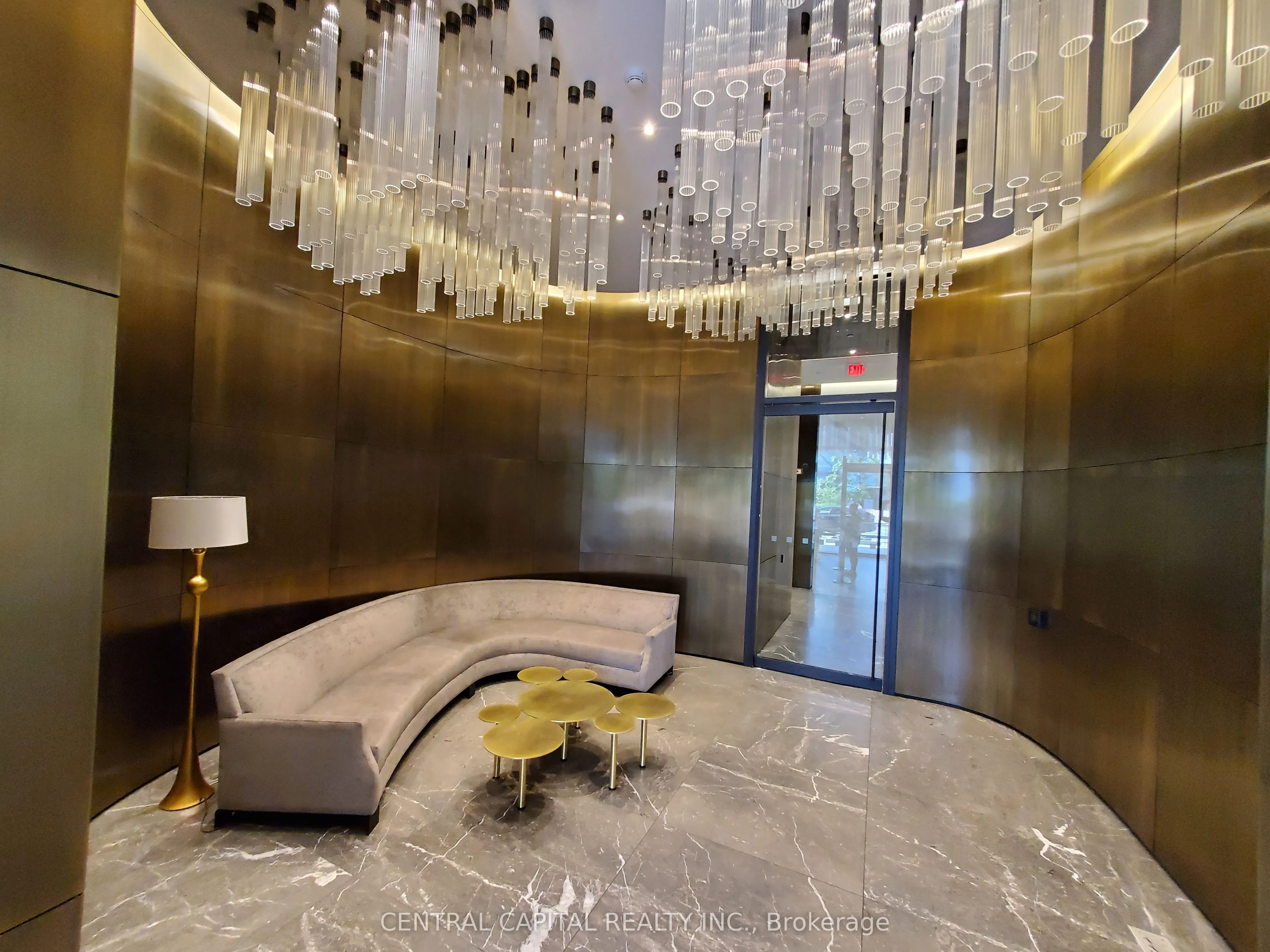 200 Bloor Street W #1501