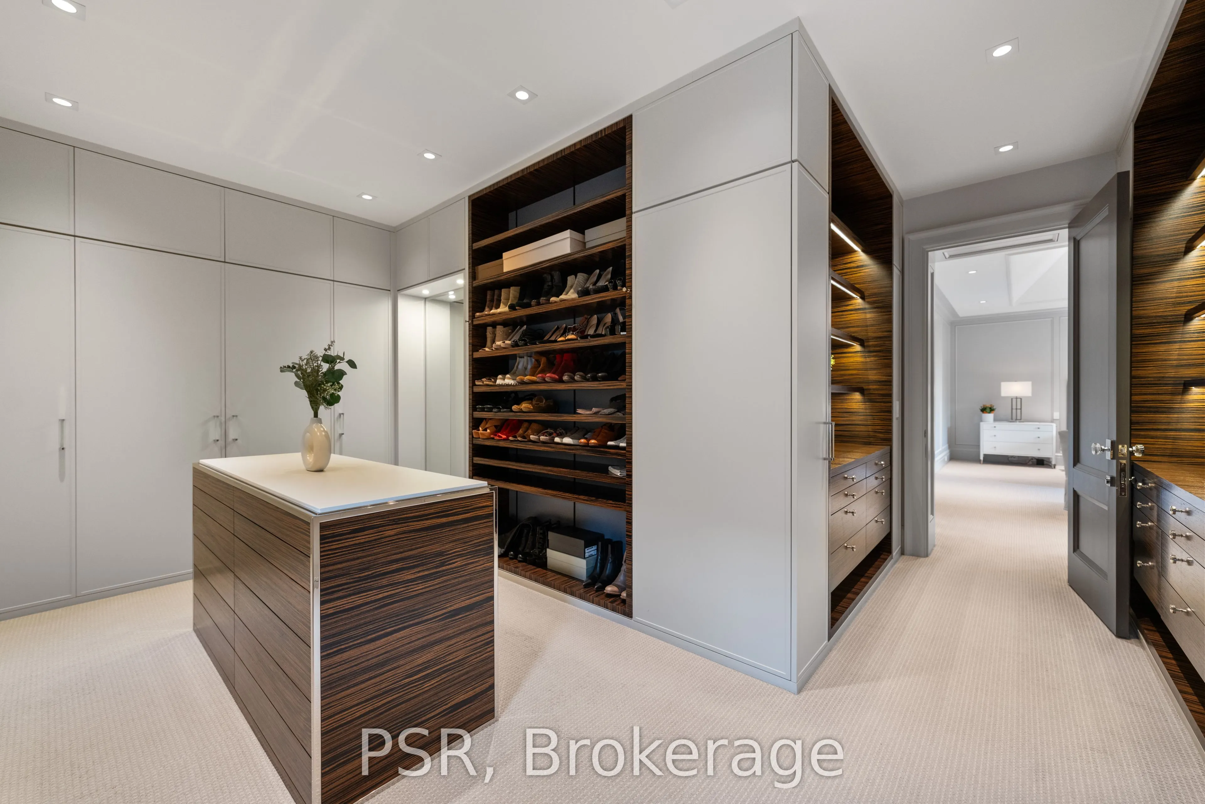 221 Dunvegan Road