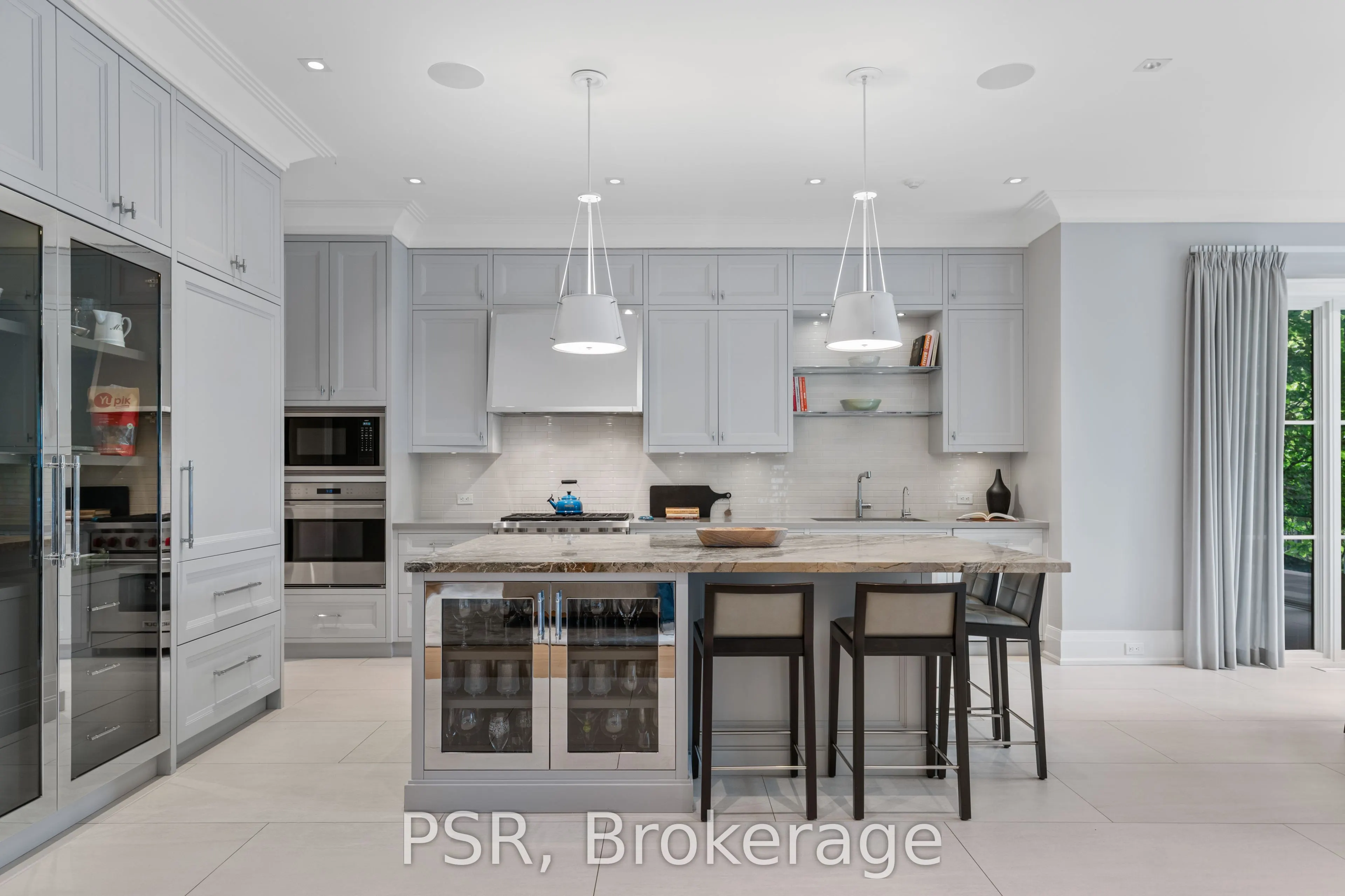 221 Dunvegan Road