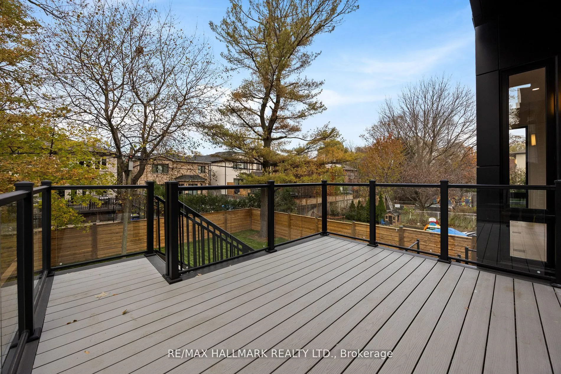 652 Bedford Park Avenue