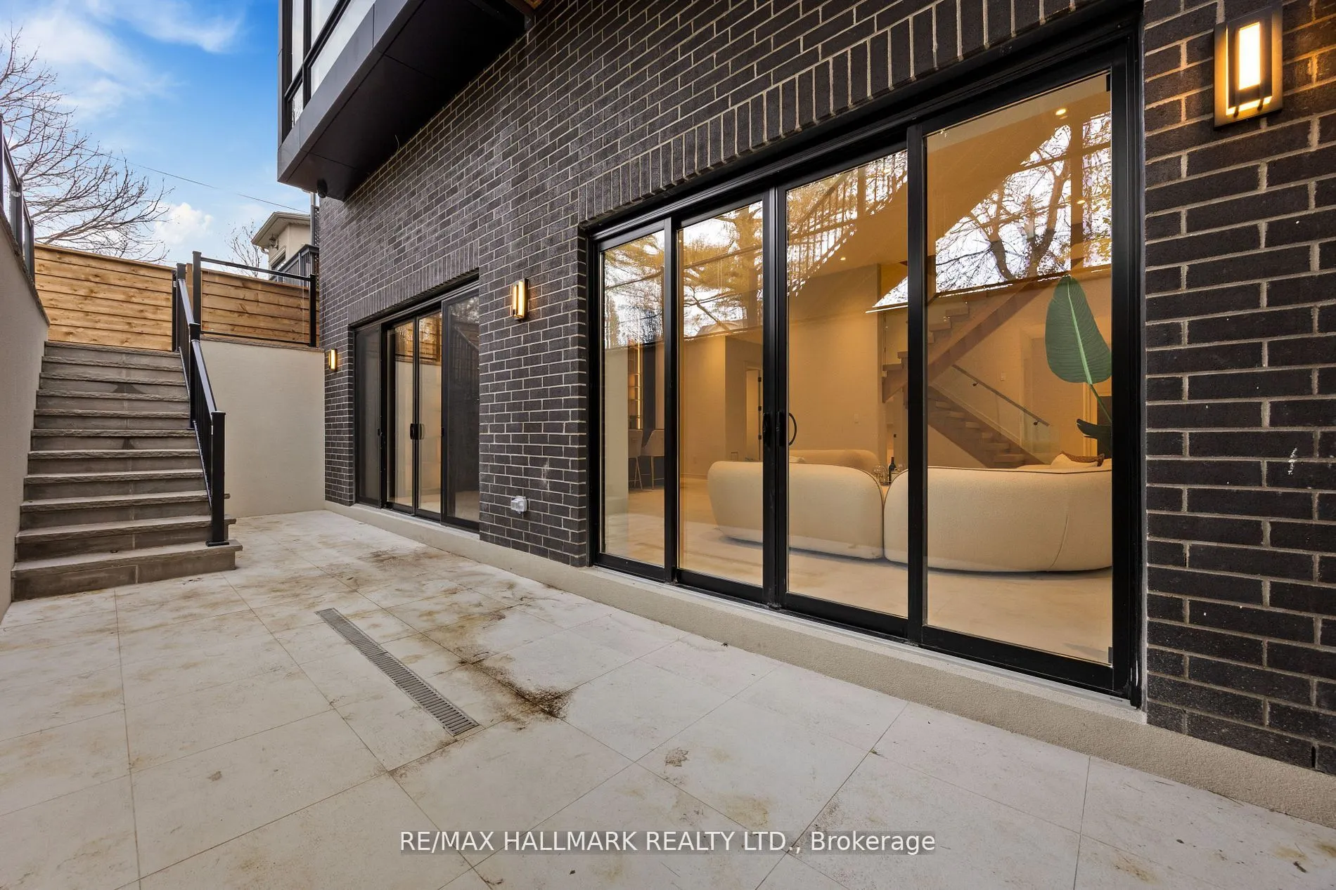 652 Bedford Park Avenue
