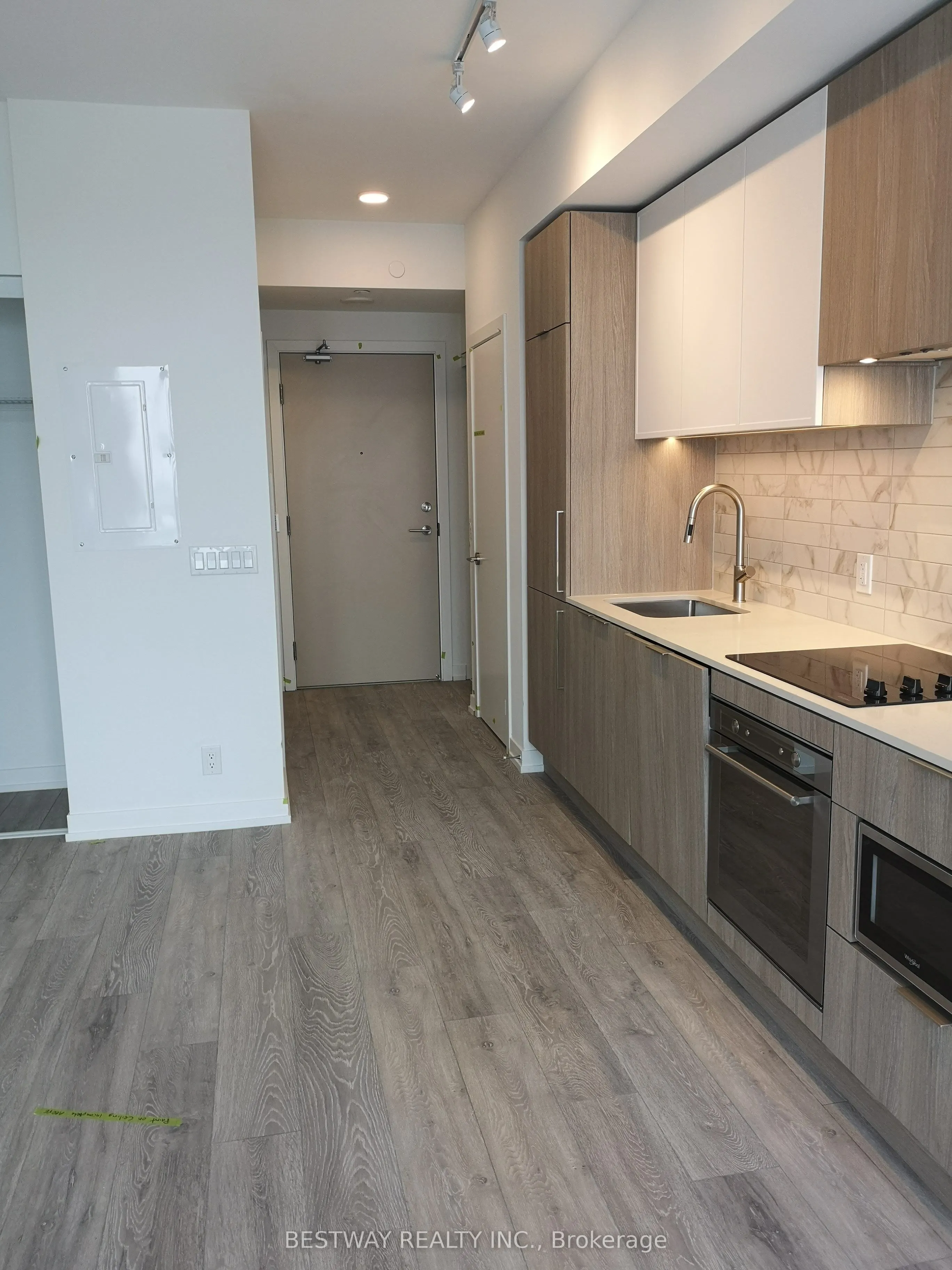 2020 Bathurst Street #1611