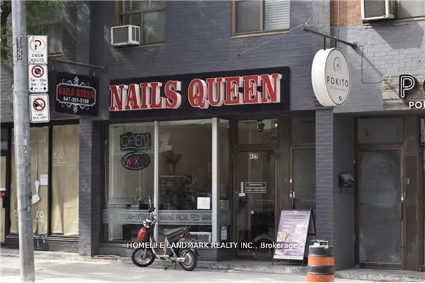 422 Queen Street W