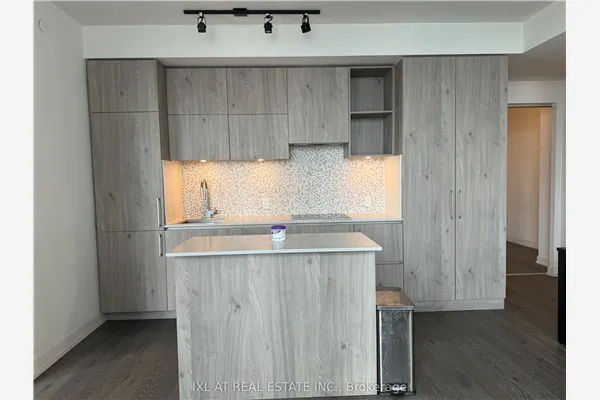 1 Yorkville Avenue #3405