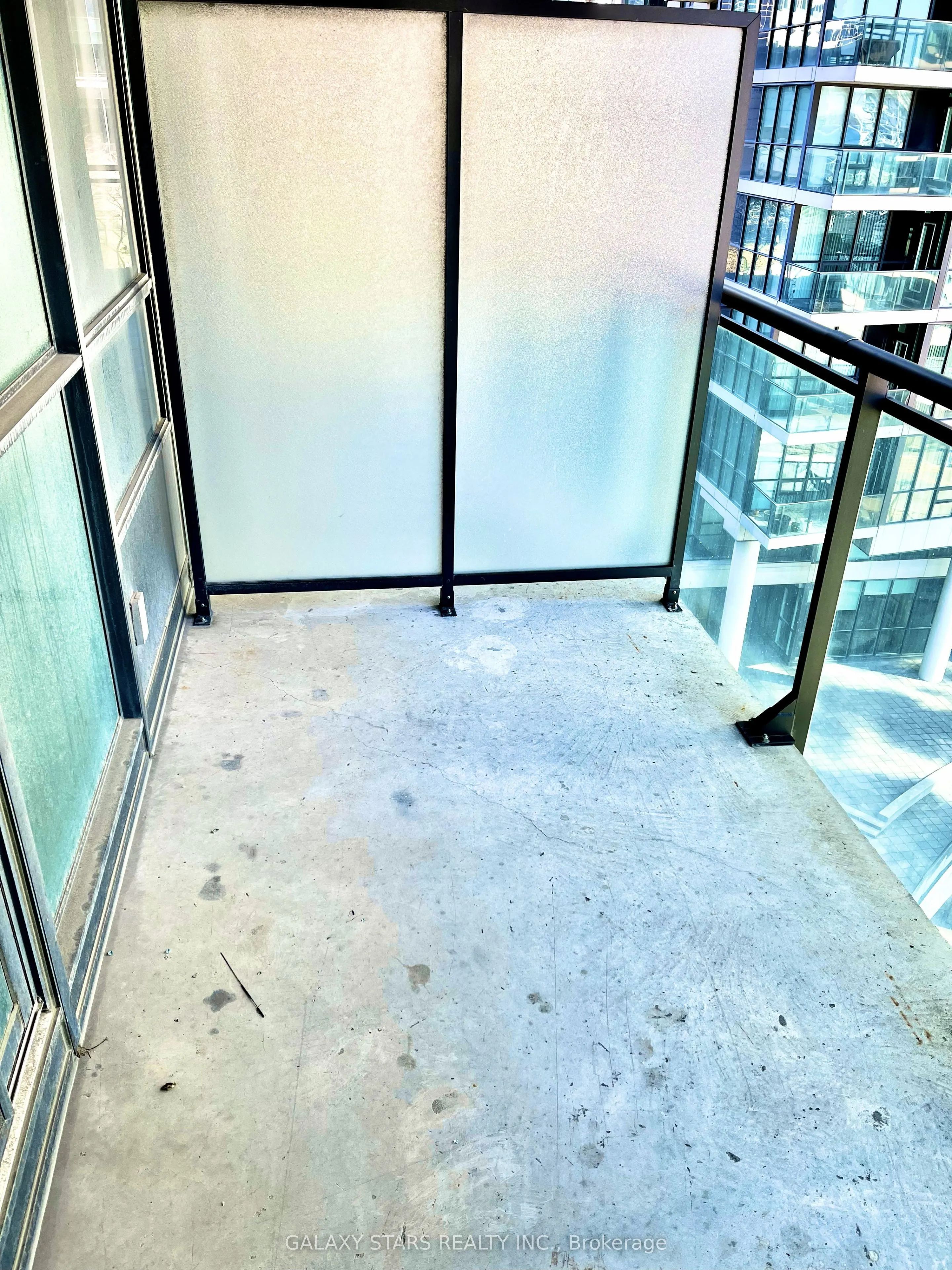33 Bay Street #707