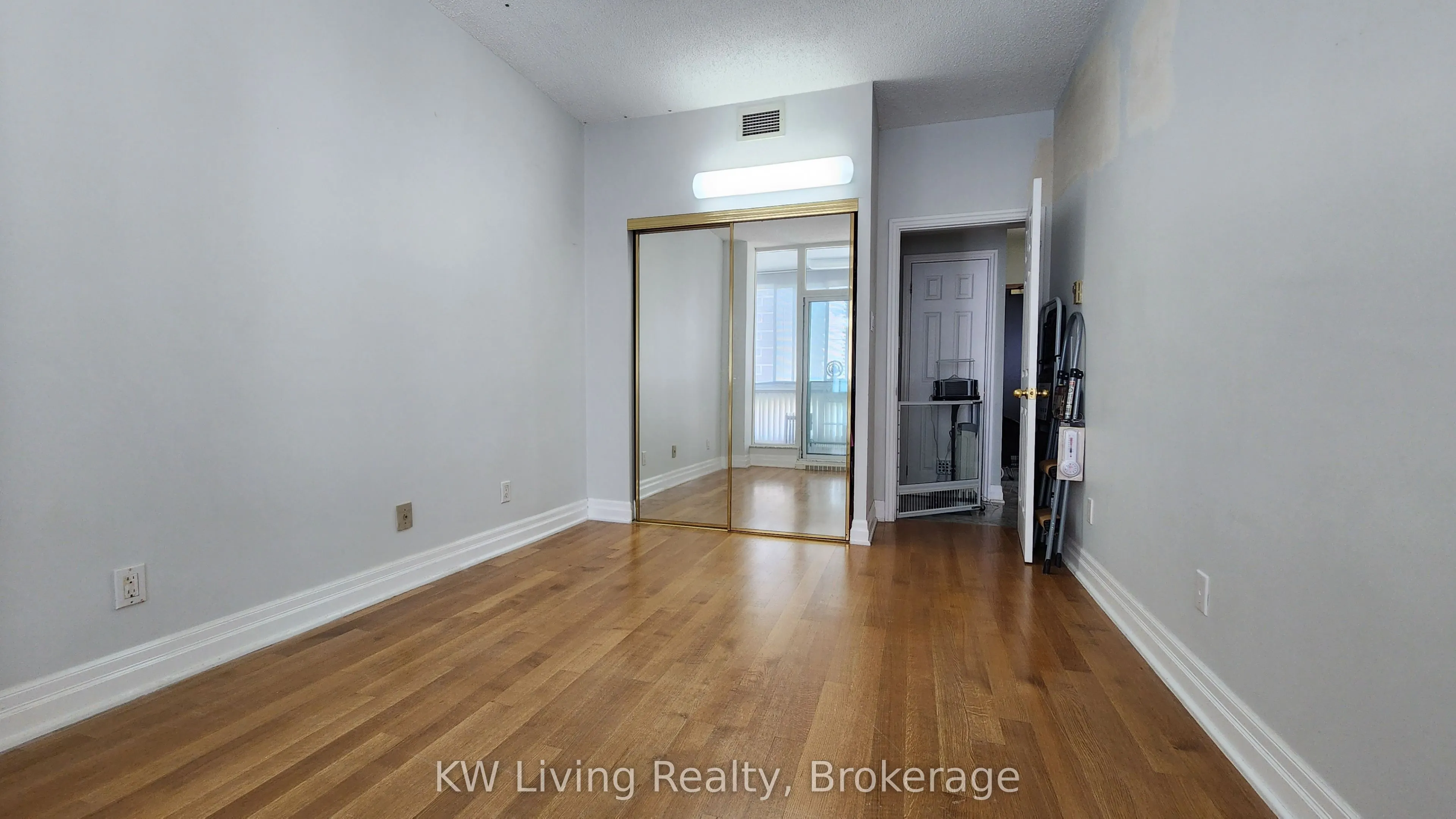 7 Broadway Avenue #PH-F