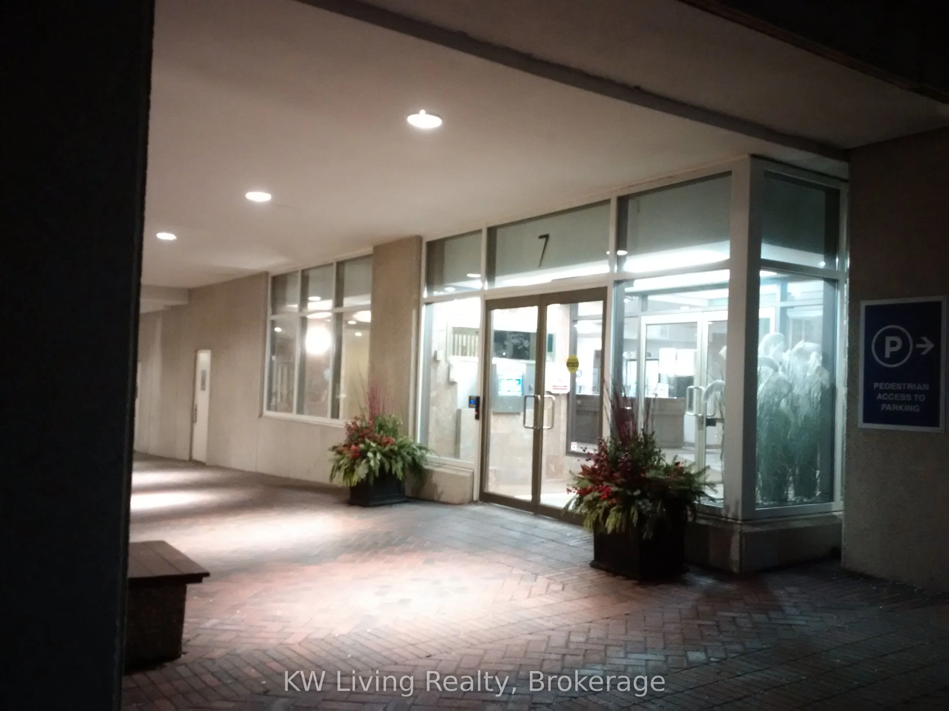 7 Broadway Avenue #PH-F