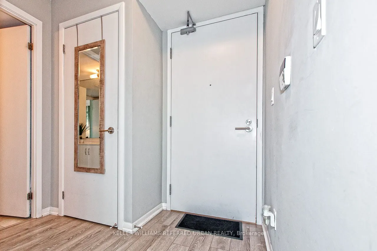 215 Fort York Boulevard #1411