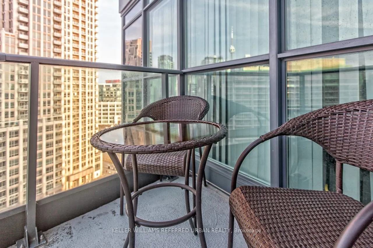 215 Fort York Boulevard #1411