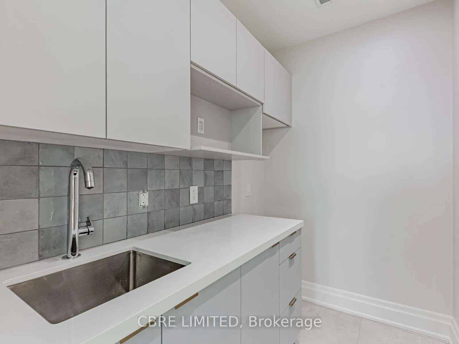345 Wilson Avenue #300-400
