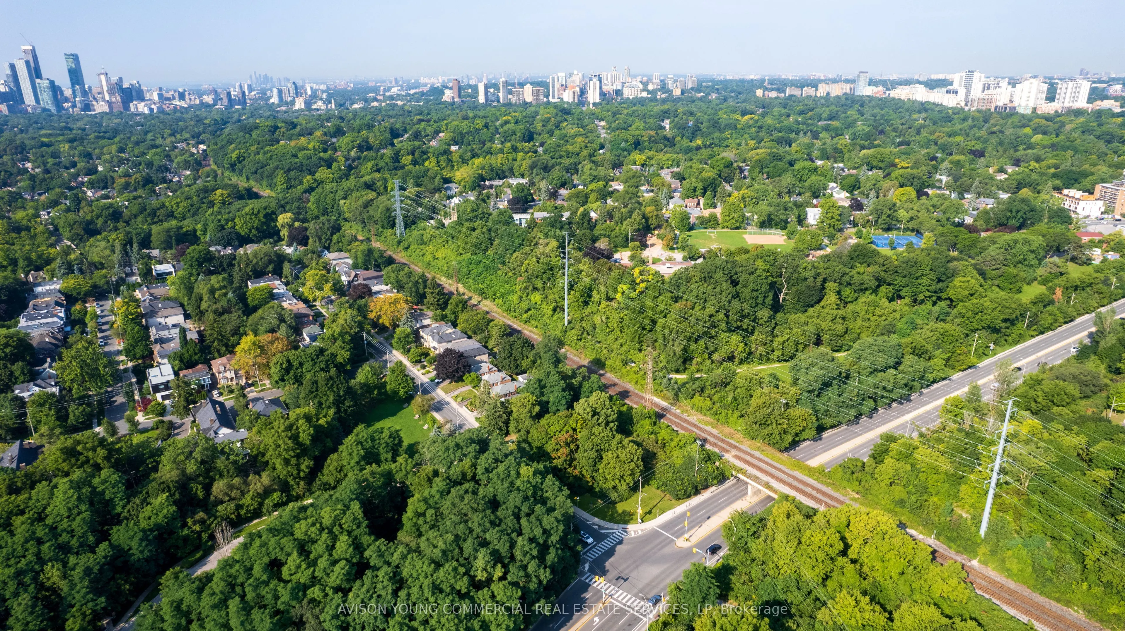 Bayview Ave & Nesbitt Dr Avenue