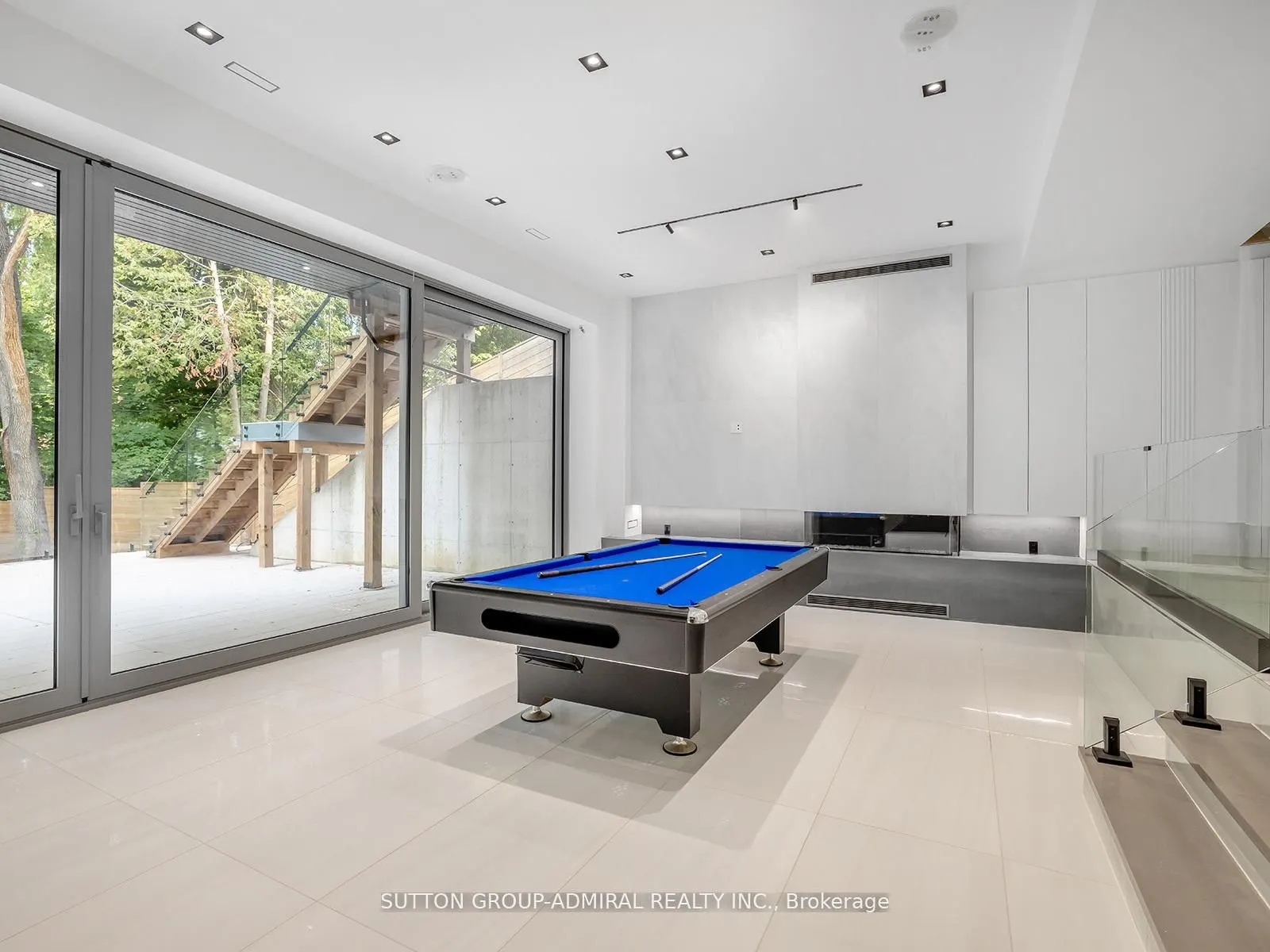 157 Old Forest Hill Road