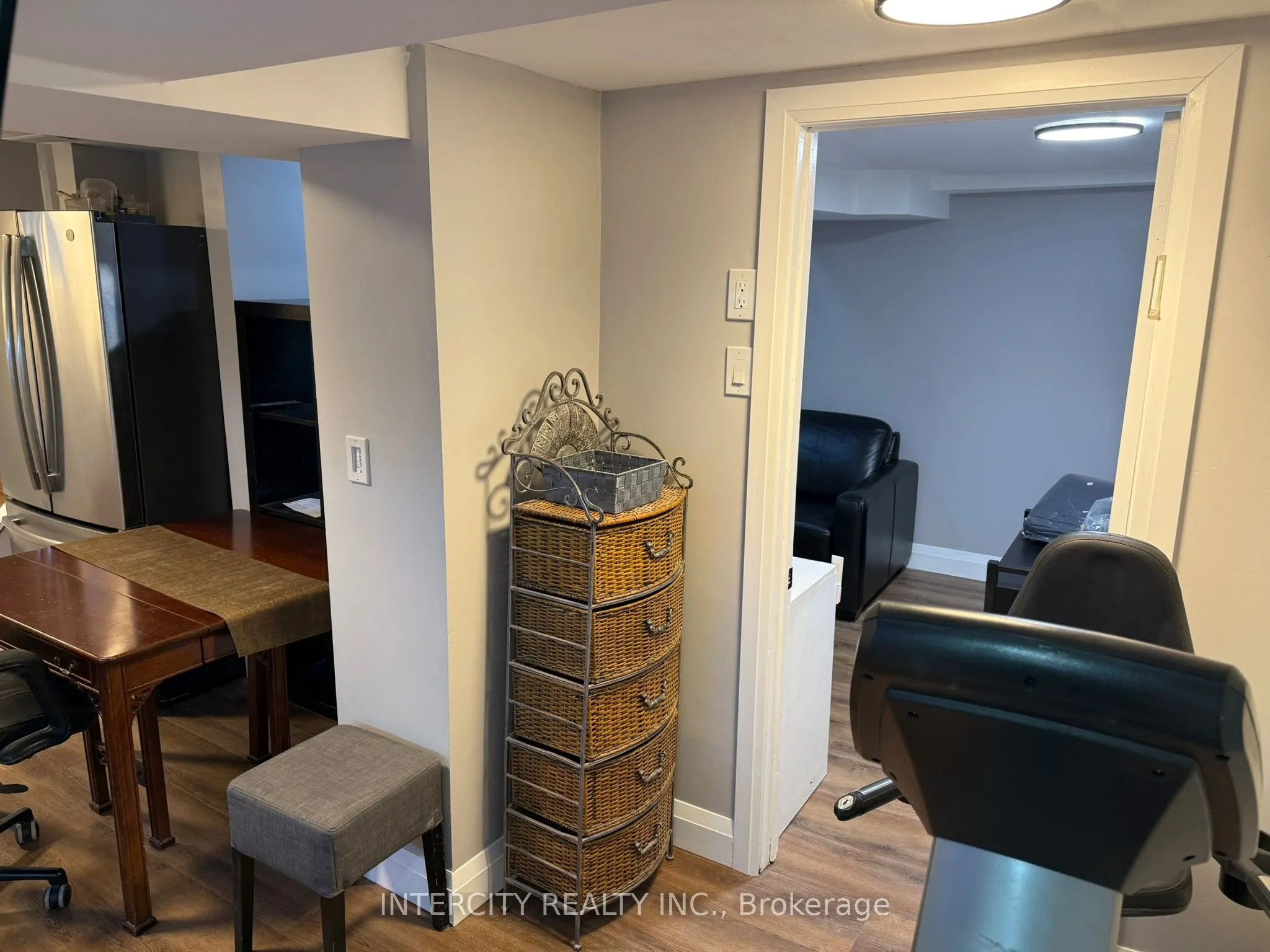 222 Combe Avenue #1
