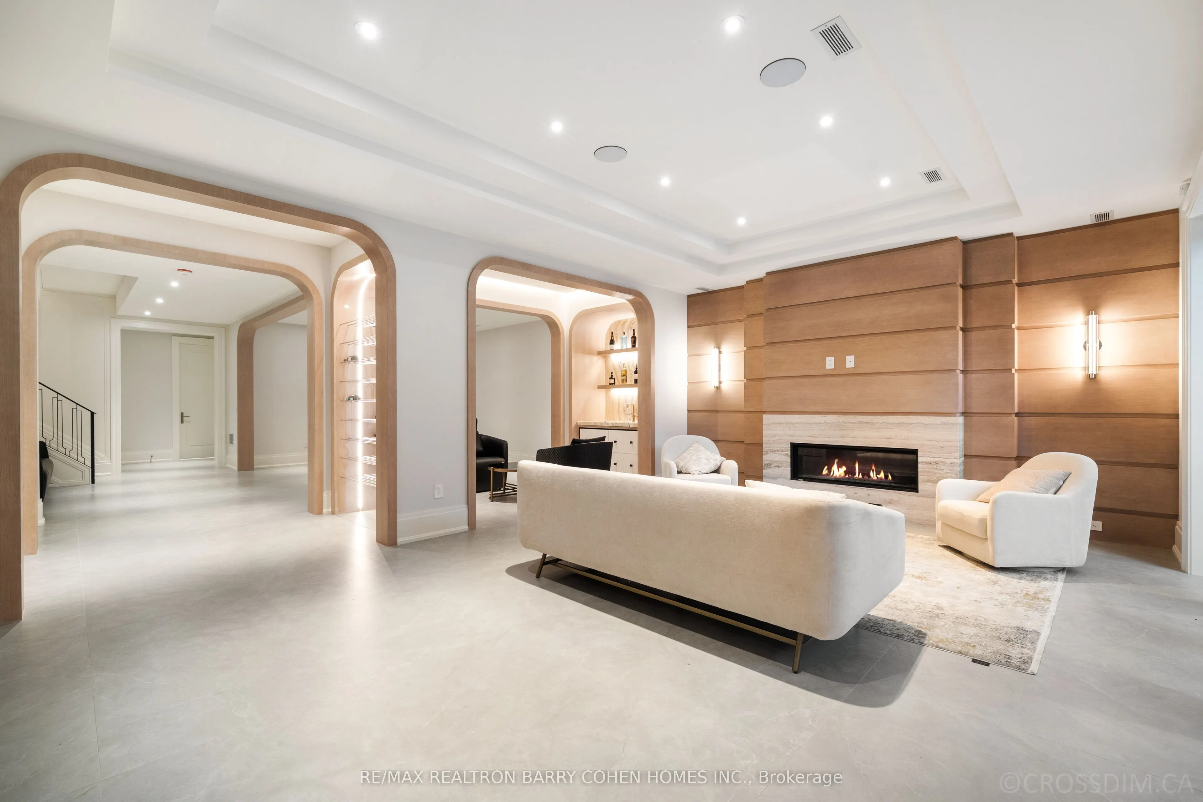 117 Yonge Boulevard