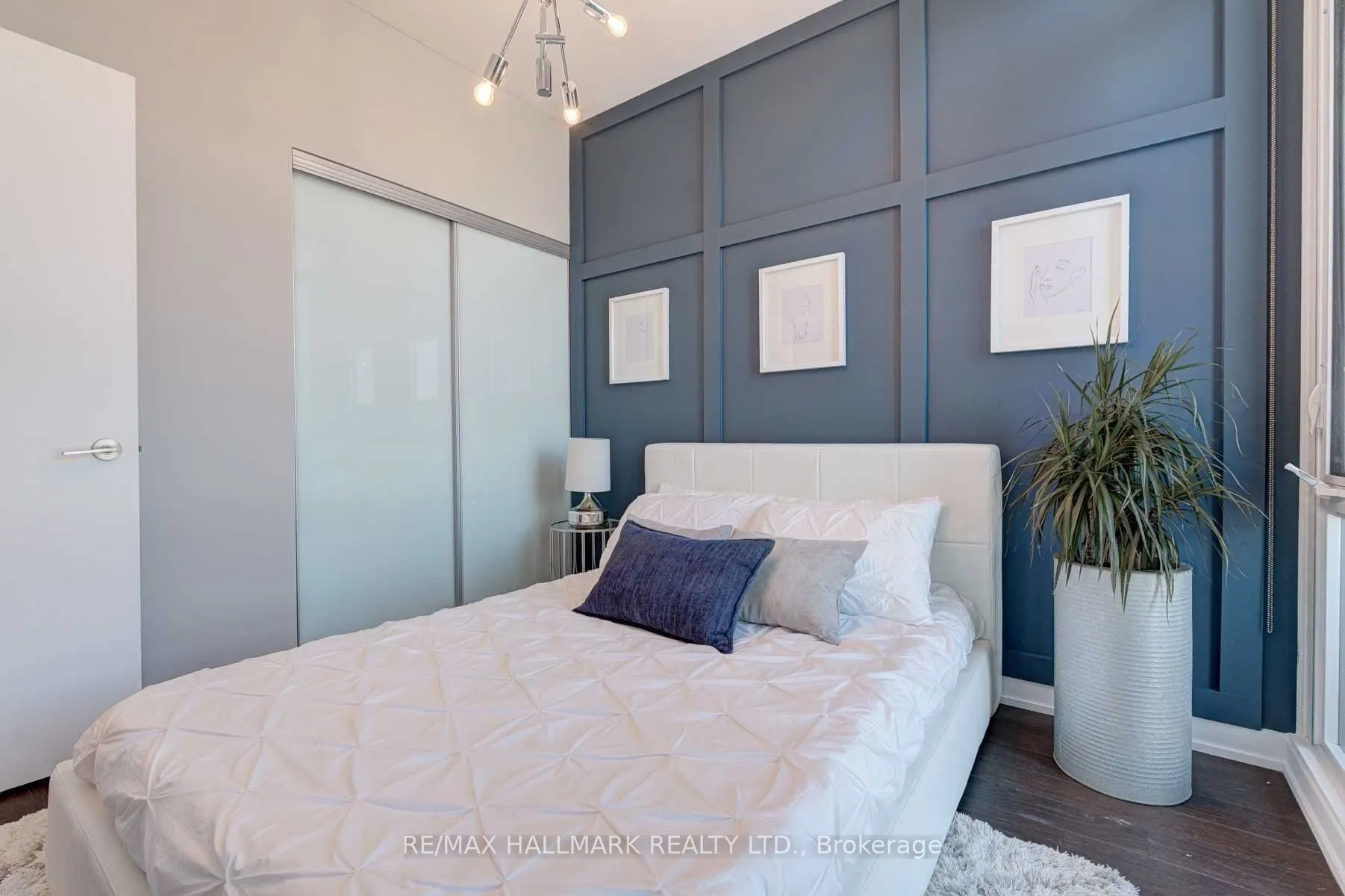 455 Front Street E #N416