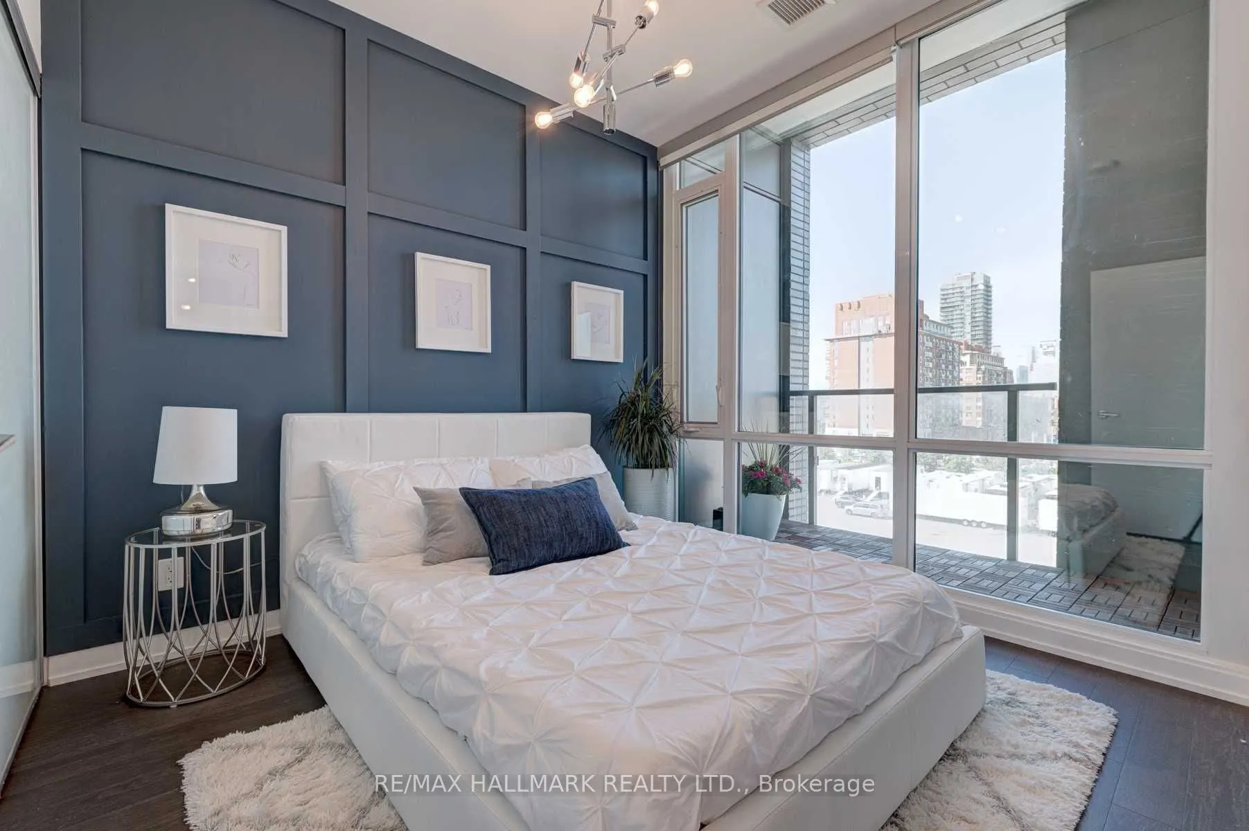 455 Front Street E #N416