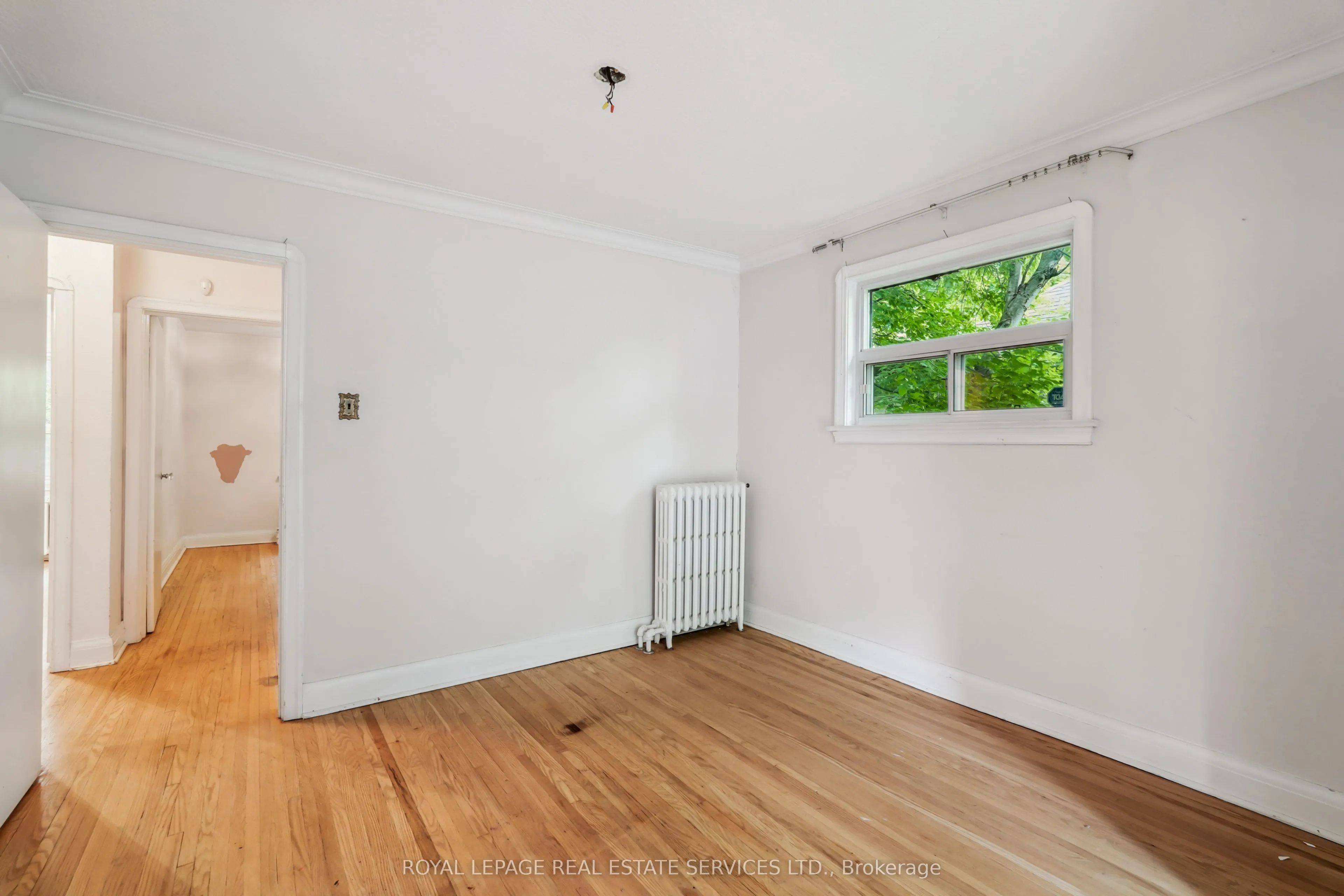 326 Lawrence Avenue W