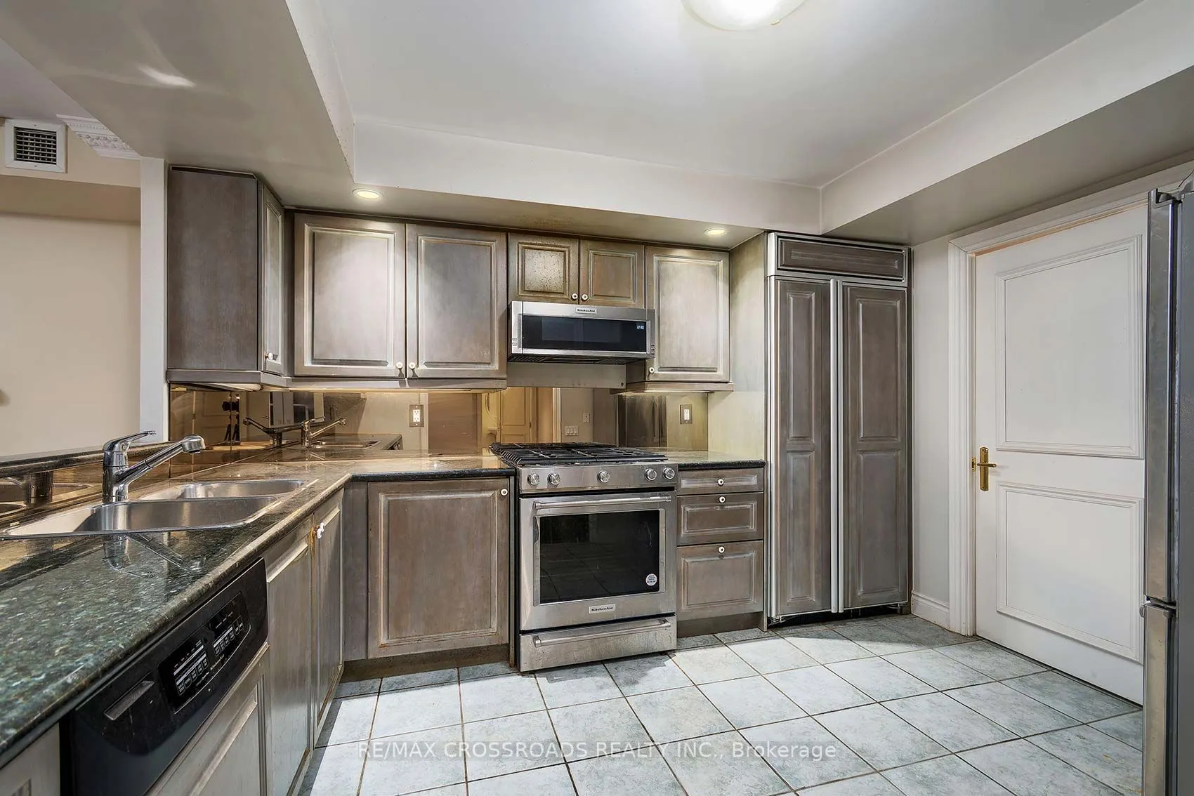 3600 Yonge Street #737