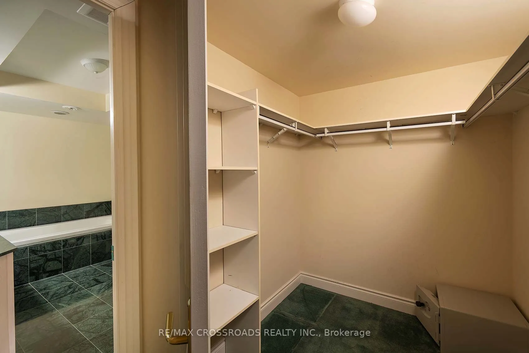 3600 Yonge Street #737