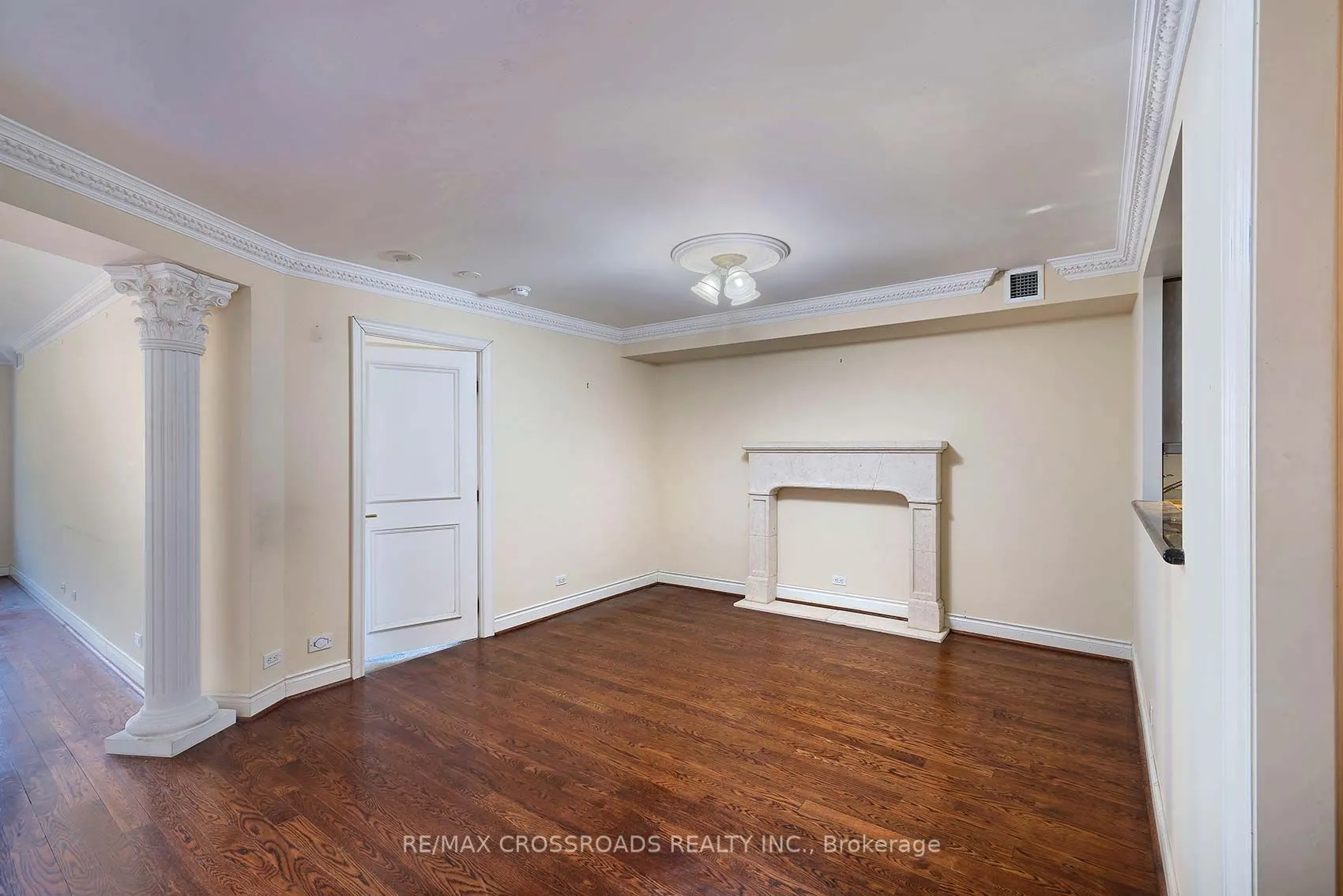 3600 Yonge Street #737